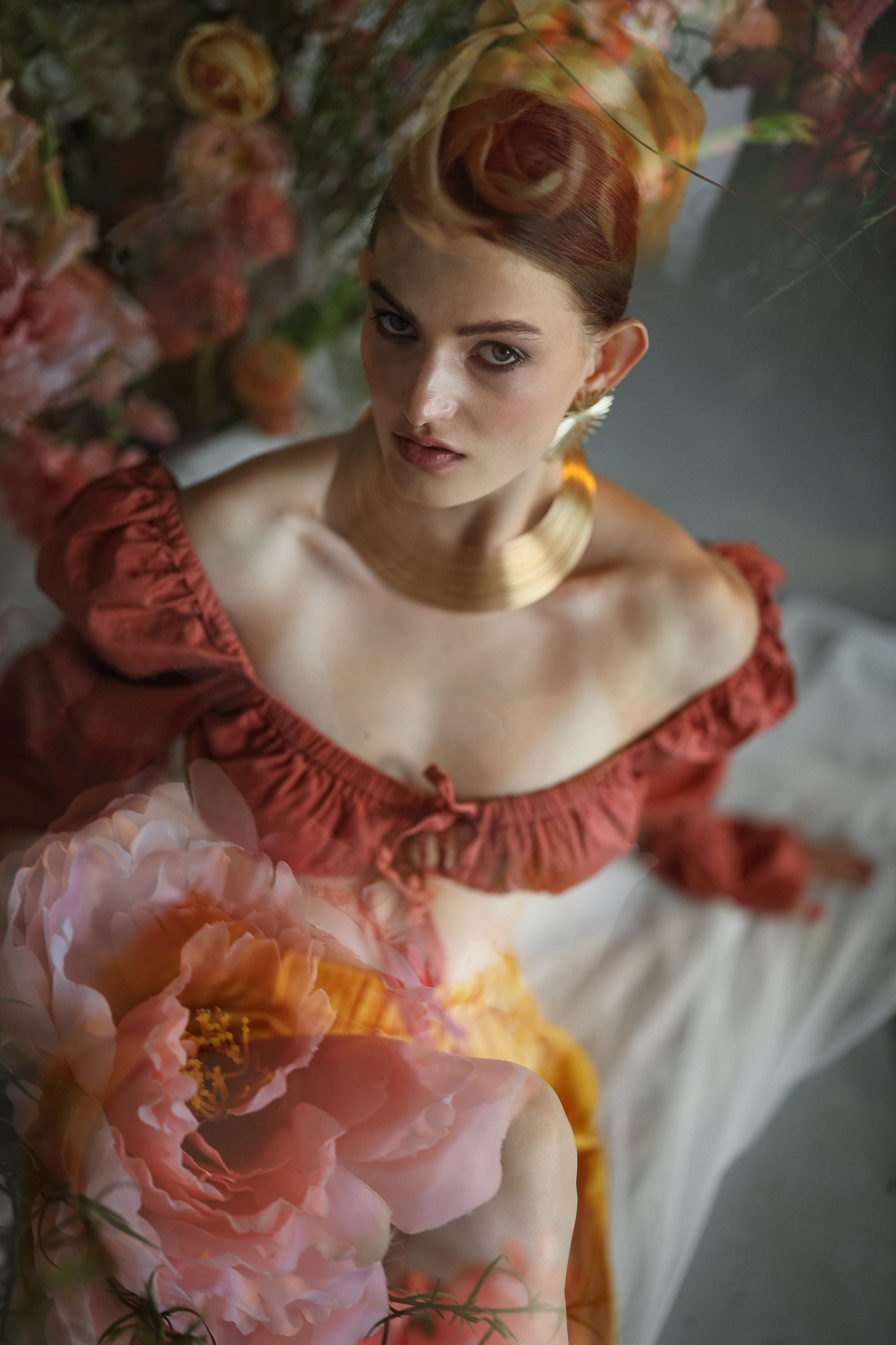 Фотосессия с цветами. Свадебный и семейный фотограф в Абхазии Жанна Соснина