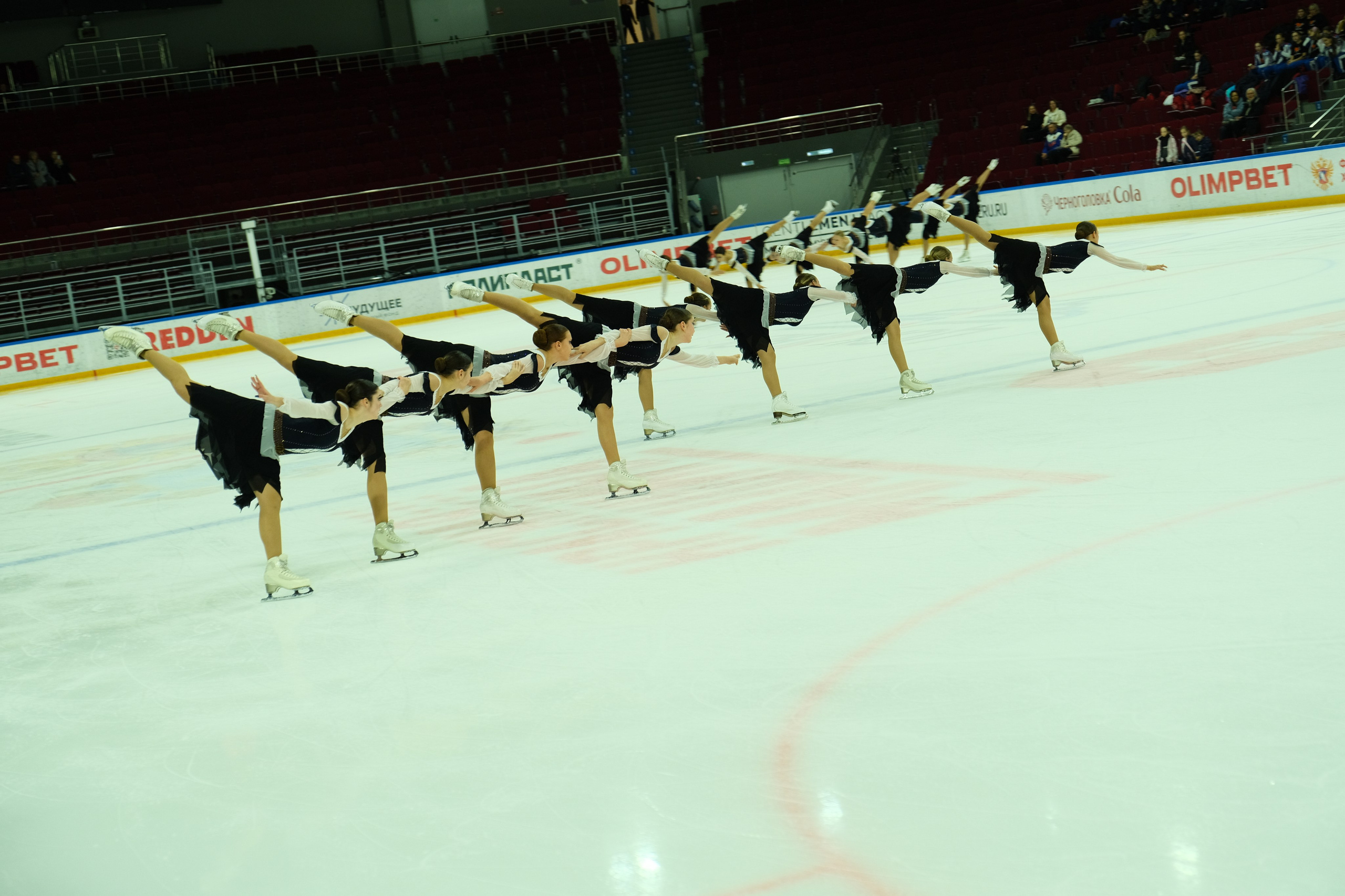 «Самарочка» этап кубка России по синхронному фигурному катанию. Александр Носов. Портретный и репортажный фотограф в Самаре