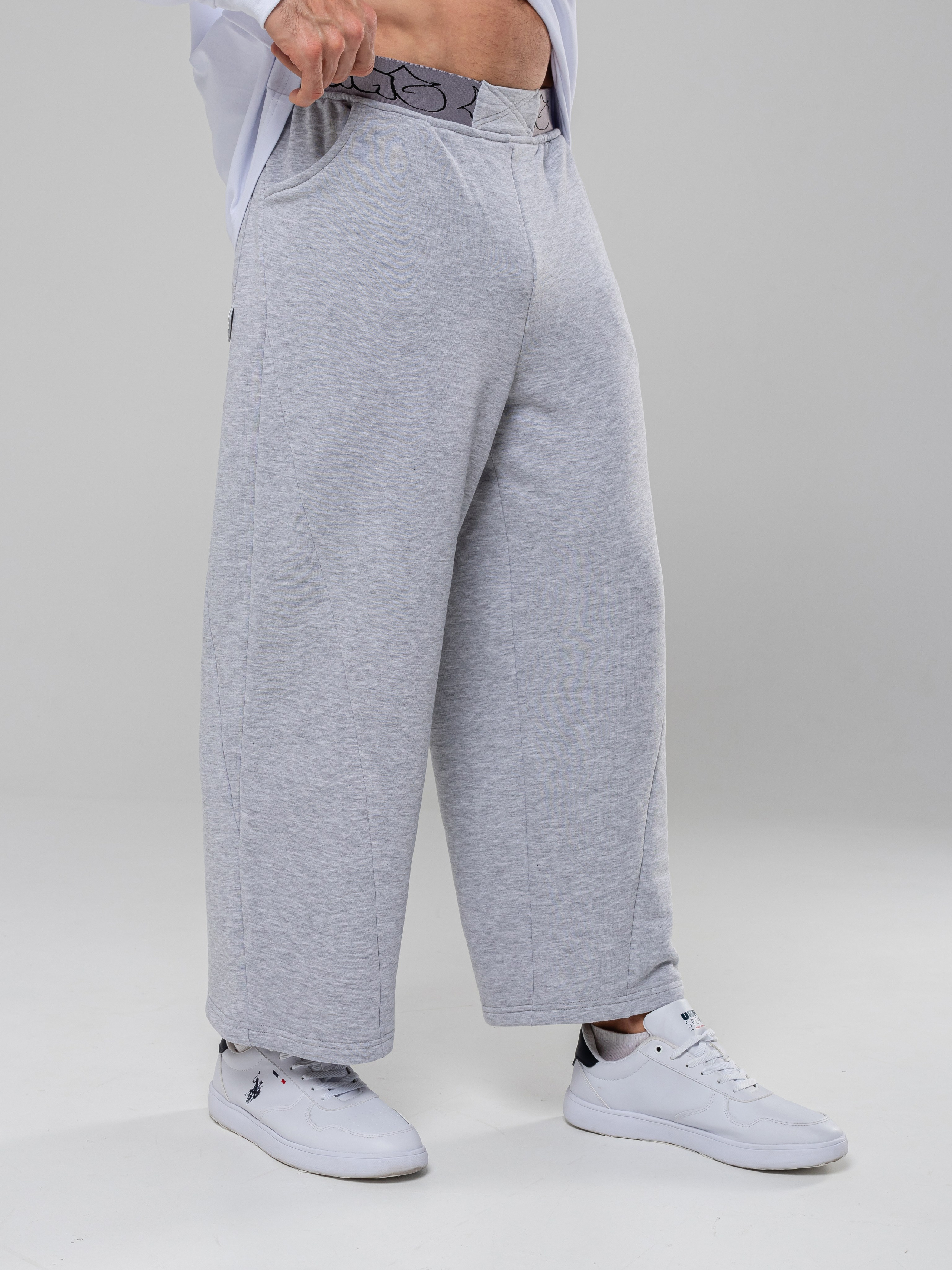 Худи и штаны. Фотограф в Краснодаре Арина Кудряшова