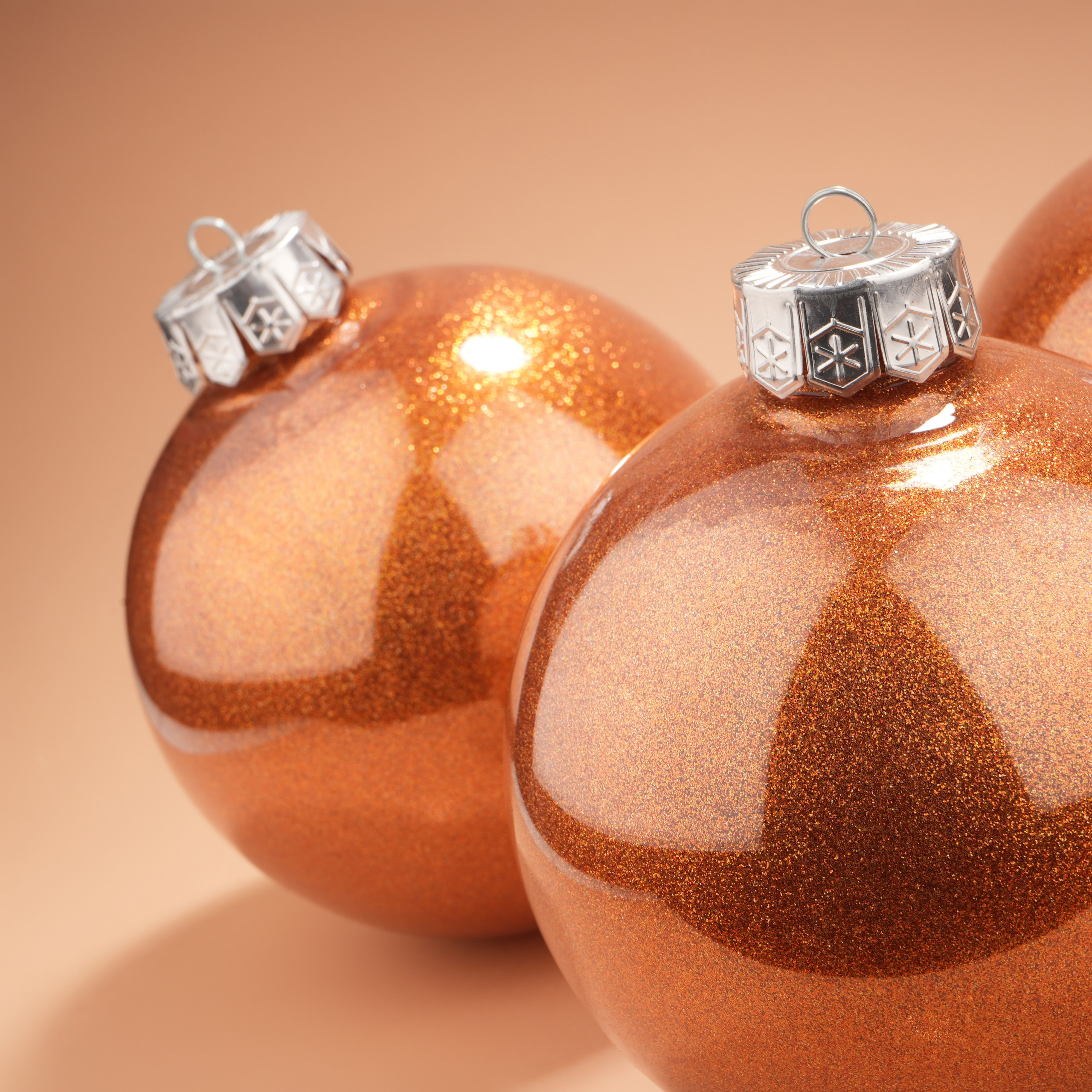 Елочные игрушки и шары. Профессиональный фотограф в Москве и МО