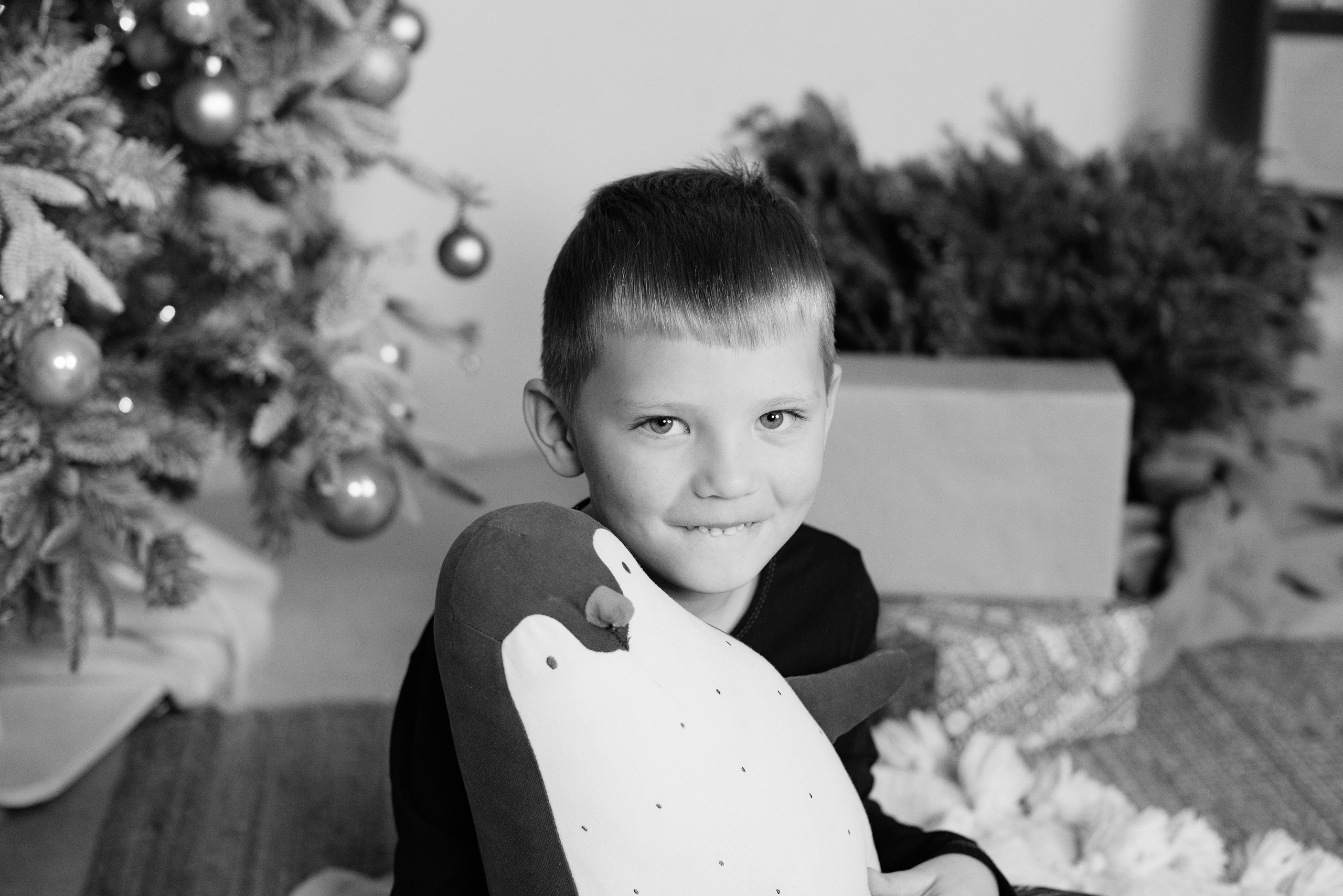 Семейная в фотостудии Питер. Зал кухня-гостинная. Детский и семейный фотограф в Сургуте и Нефтеюганске Анна Старцева