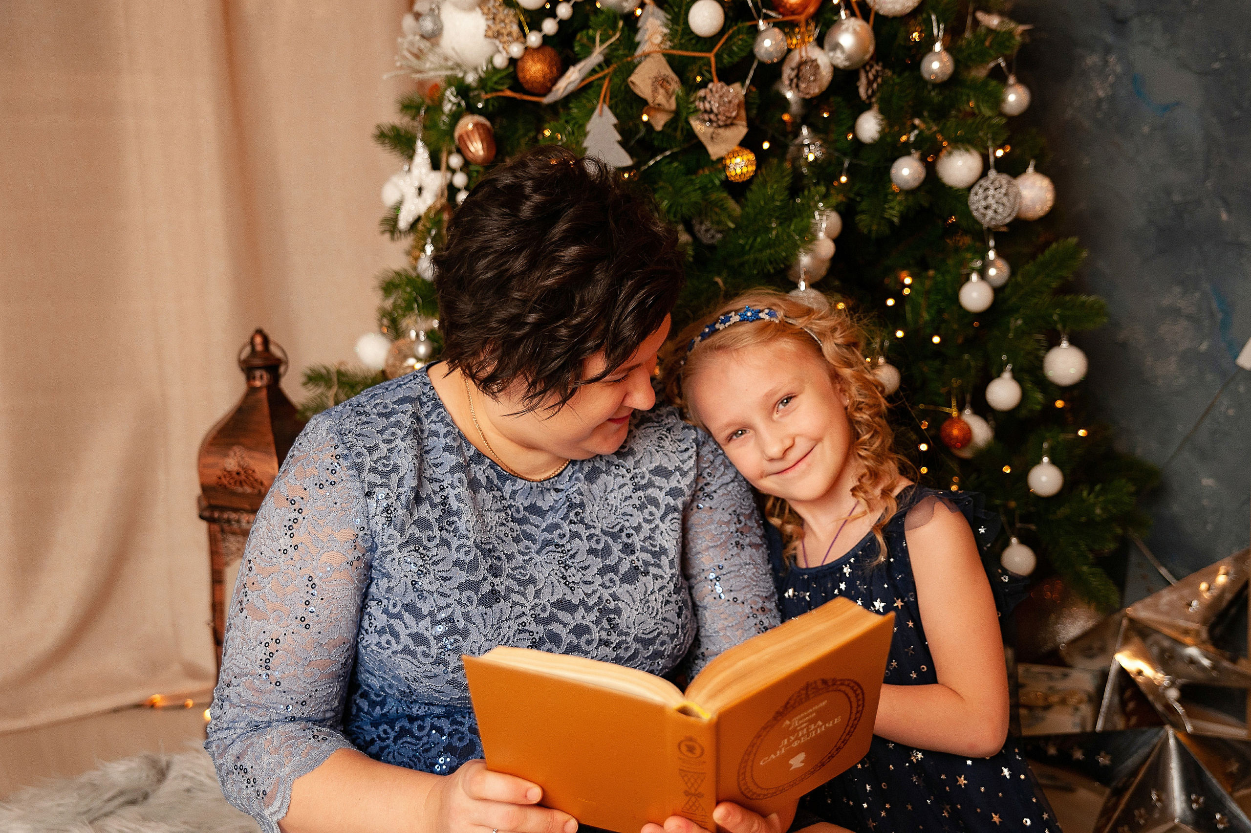 Семейная фотосессия в студии Леси Бельман. Детский и семейный фотограф в Сургуте и Нефтеюганске Анна Старцева