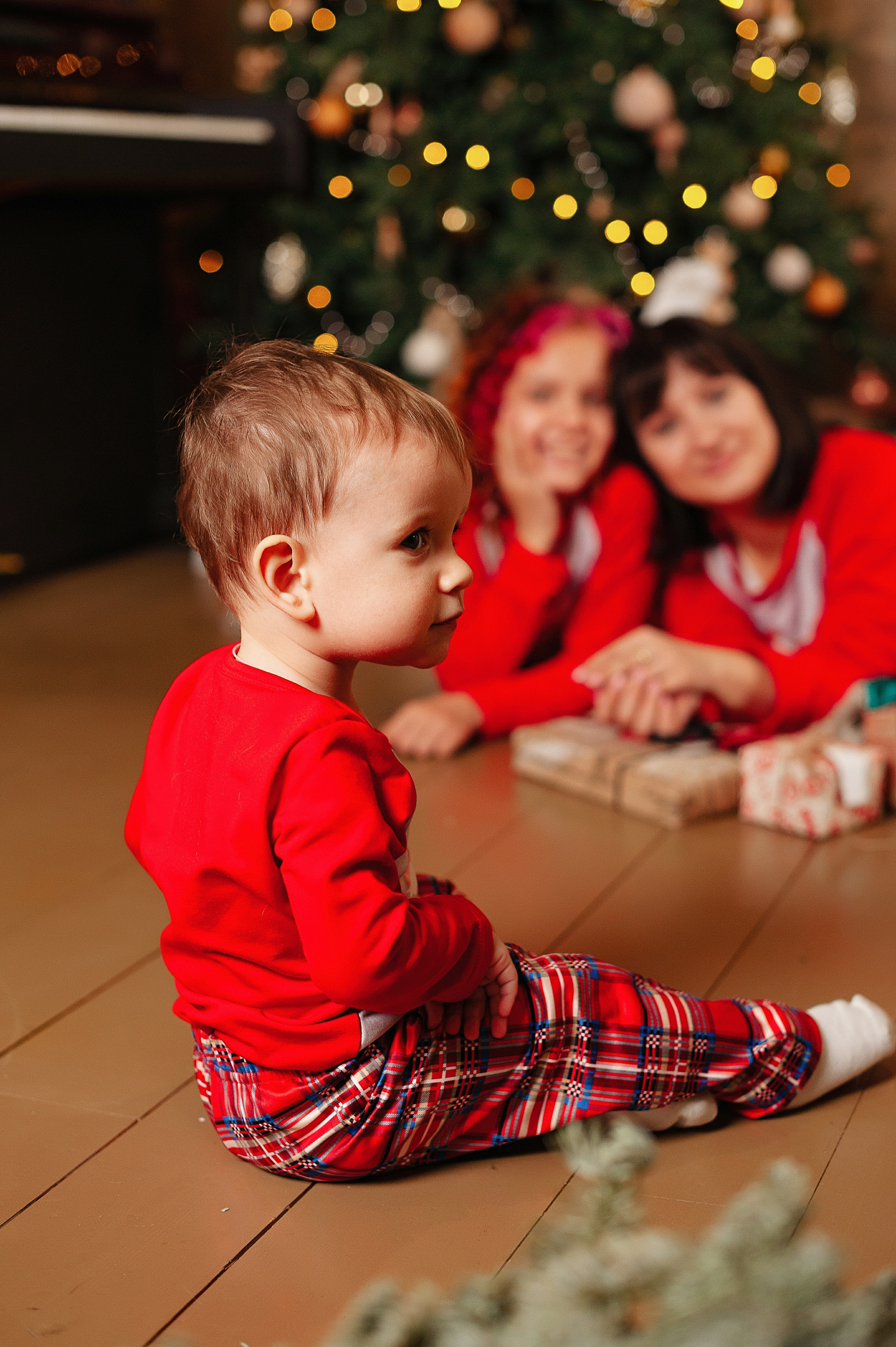 Семейная фотосессия в студии FormatLoft. Детский и семейный фотограф в Сургуте и Нефтеюганске Анна Старцева