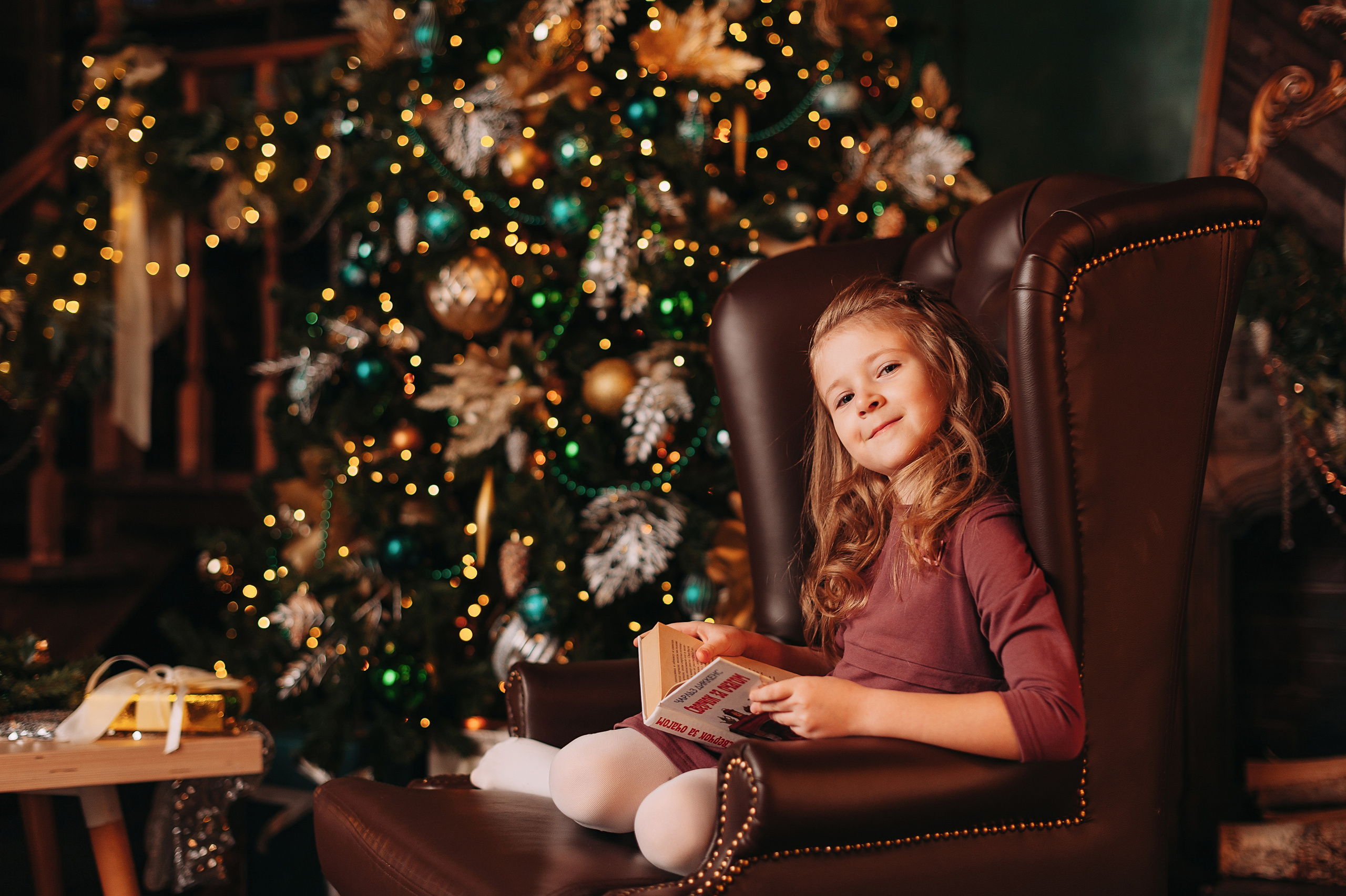 Семейная фотосессии в студии Art Royal зал Loft. Детский и семейный фотограф в Сургуте и Нефтеюганске Анна Старцева