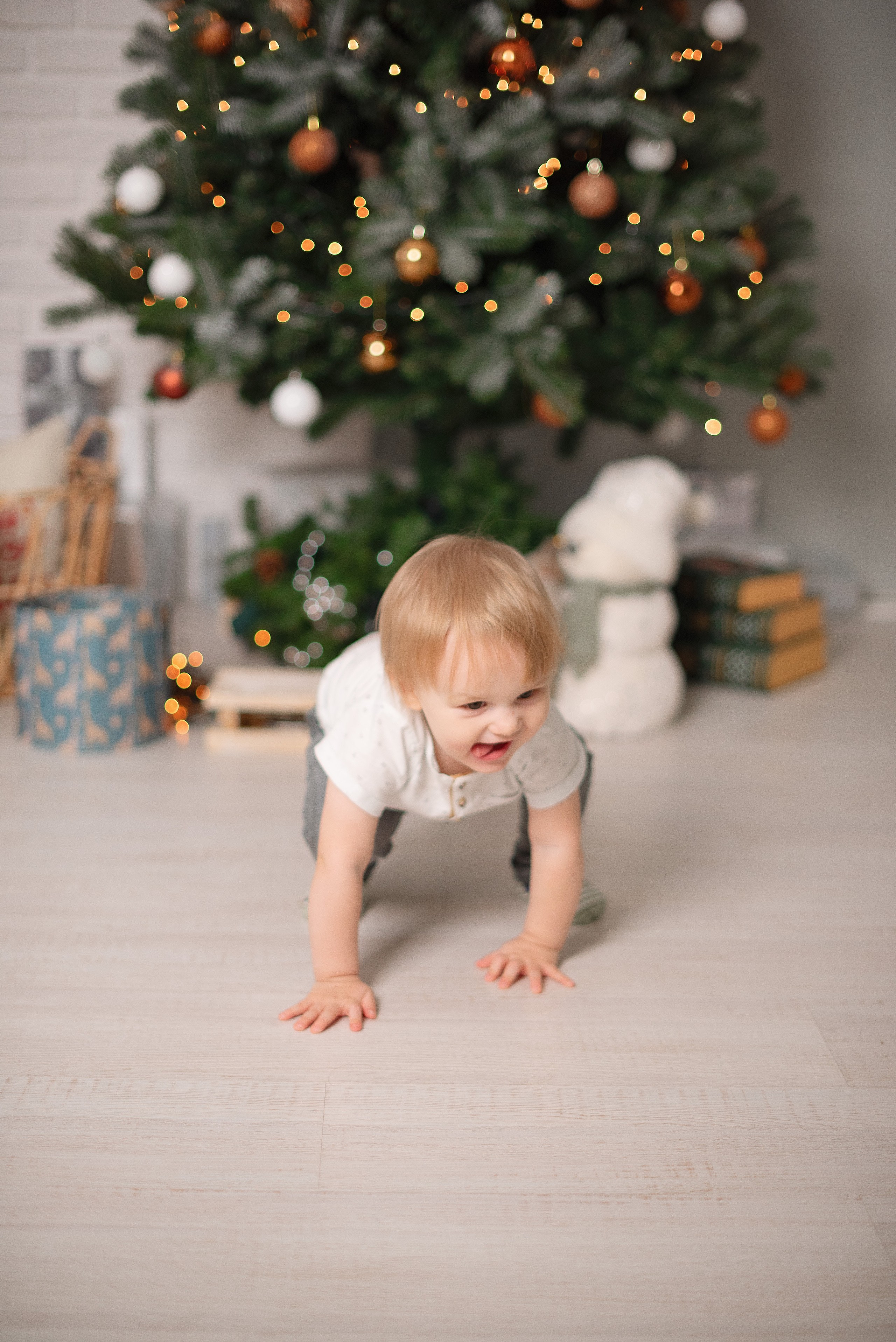 Семейная фотосессия в фотостудии Lime. Детский и семейный фотограф в Сургуте и Нефтеюганске Анна Старцева