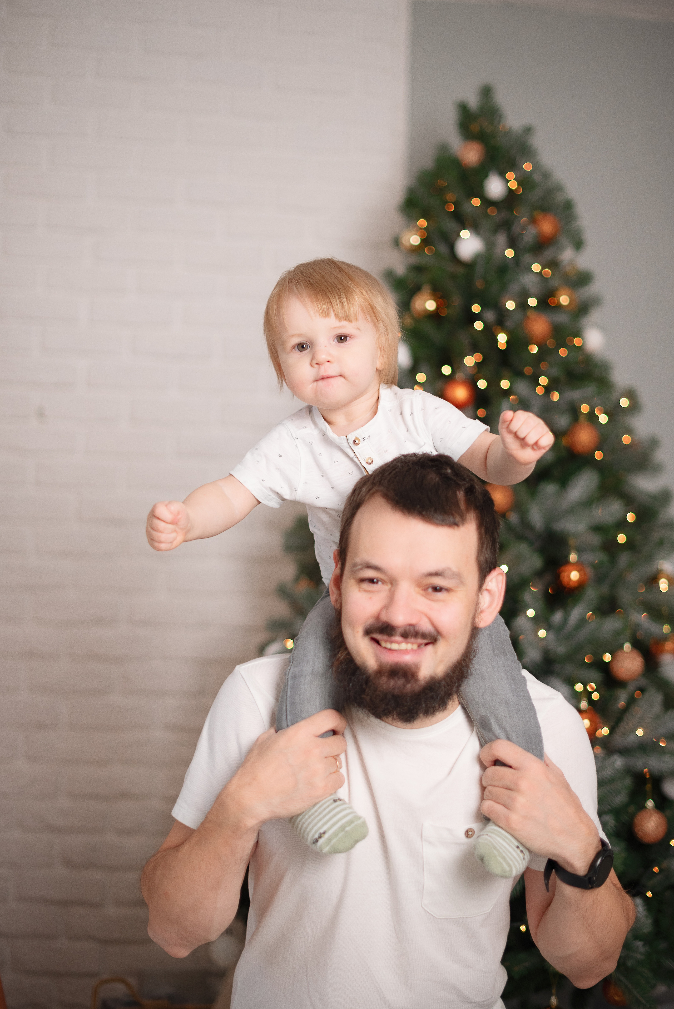 Семейная фотосессия в фотостудии Lime. Детский и семейный фотограф в Сургуте и Нефтеюганске Анна Старцева