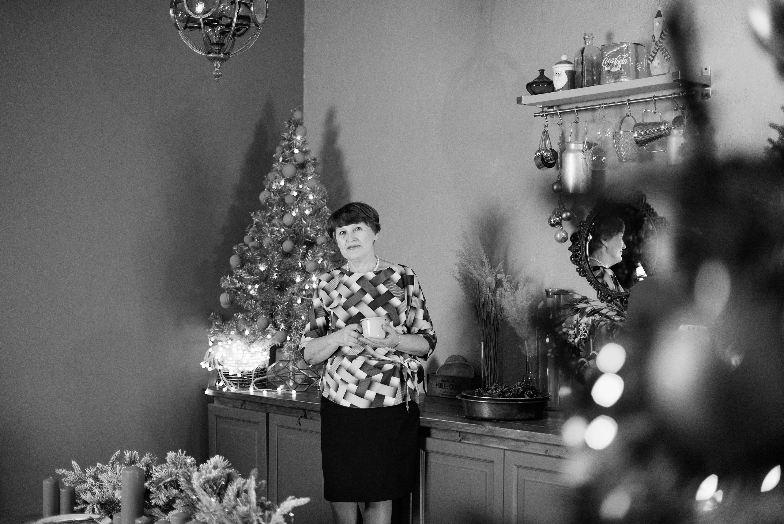 Семейная в фотостудии Питер. Зал кухня-гостинная. Детский и семейный фотограф в Сургуте и Нефтеюганске Анна Старцева