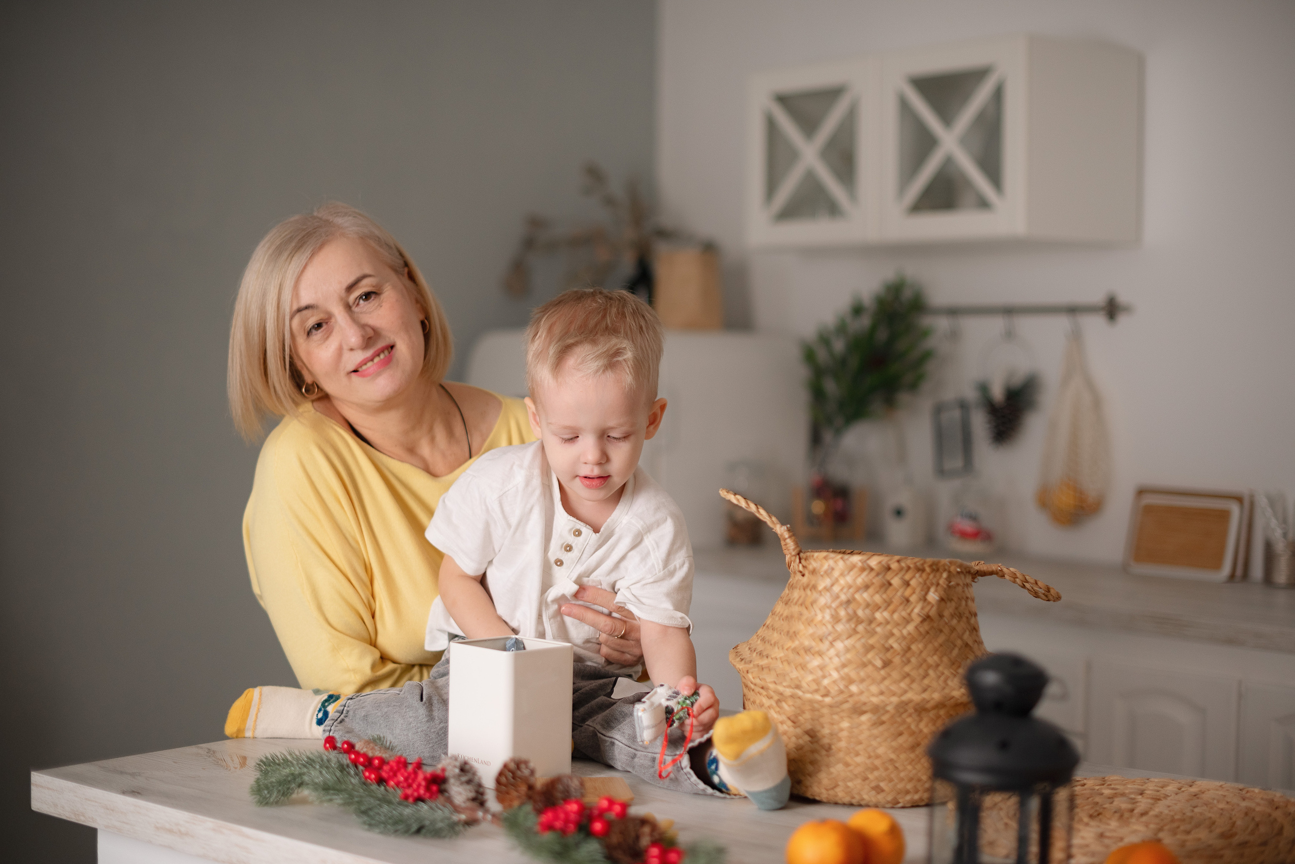 Семейная фотосессия в фотостудии Lime. Детский и семейный фотограф в Сургуте и Нефтеюганске Анна Старцева