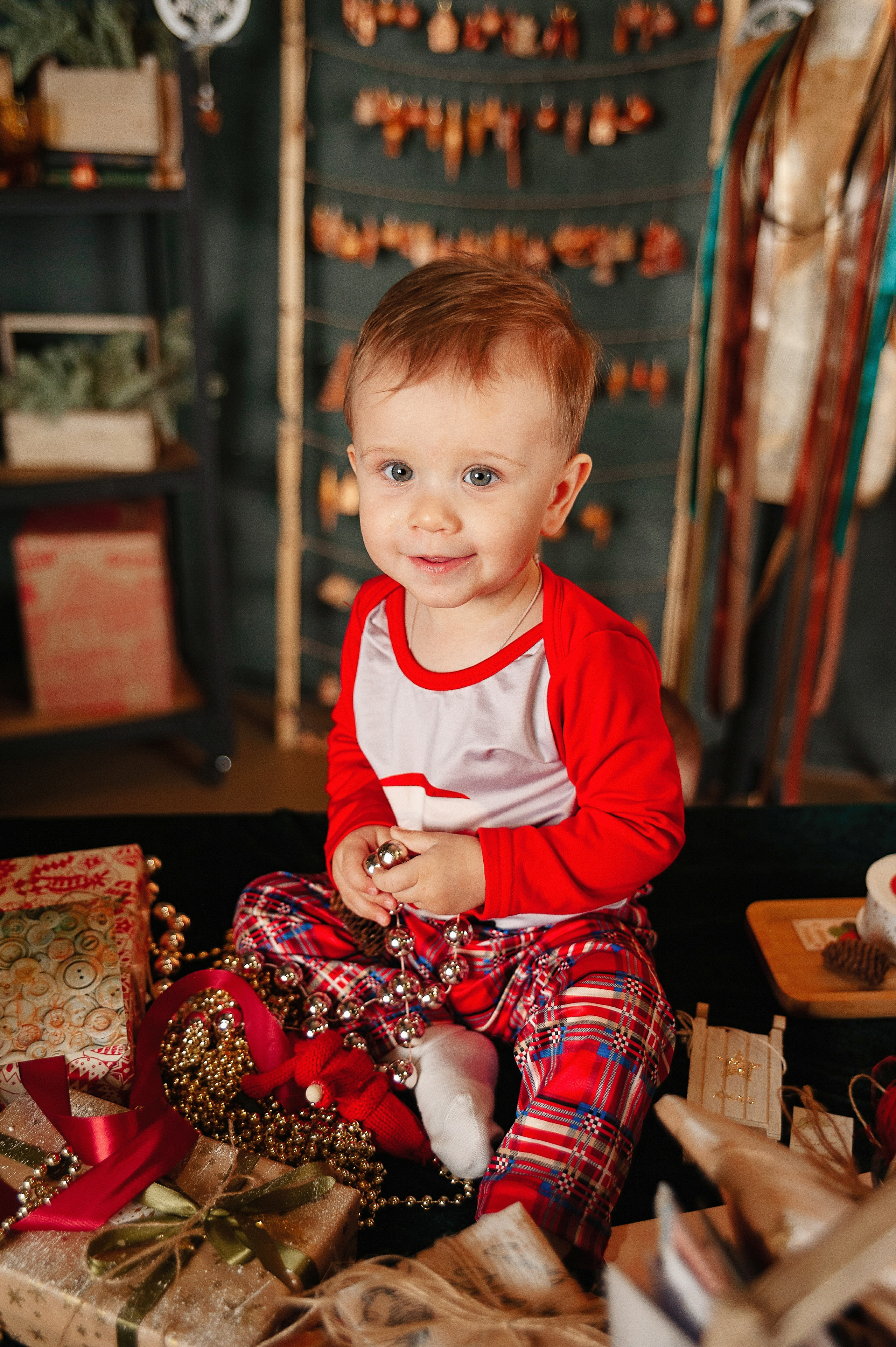 Семейная фотосессия в студии FormatLoft. Детский и семейный фотограф в Сургуте и Нефтеюганске Анна Старцева