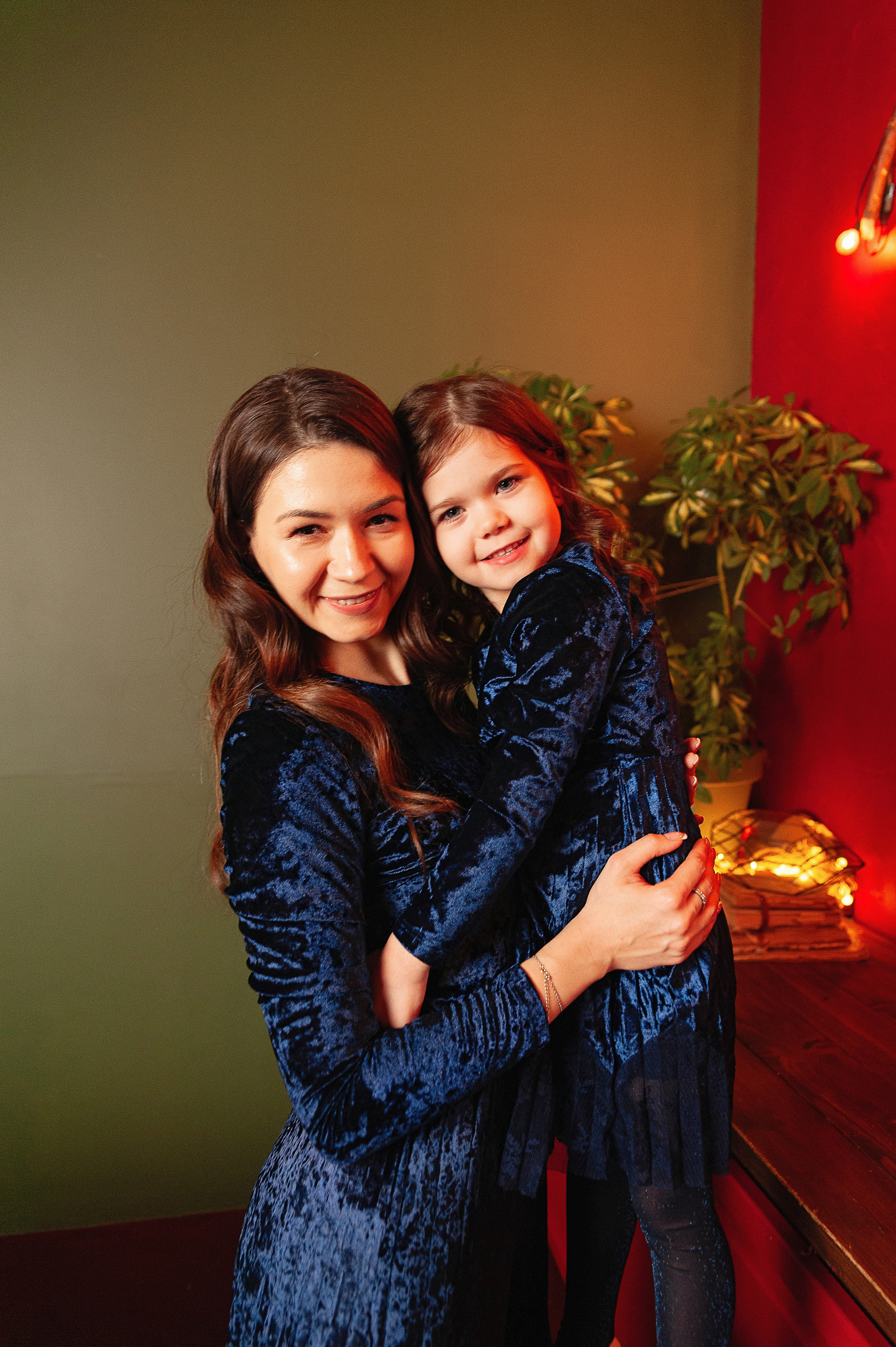 Семейная фотосессия в студии Питер г. Сургут. Детский и семейный фотограф в Сургуте и Нефтеюганске Анна Старцева