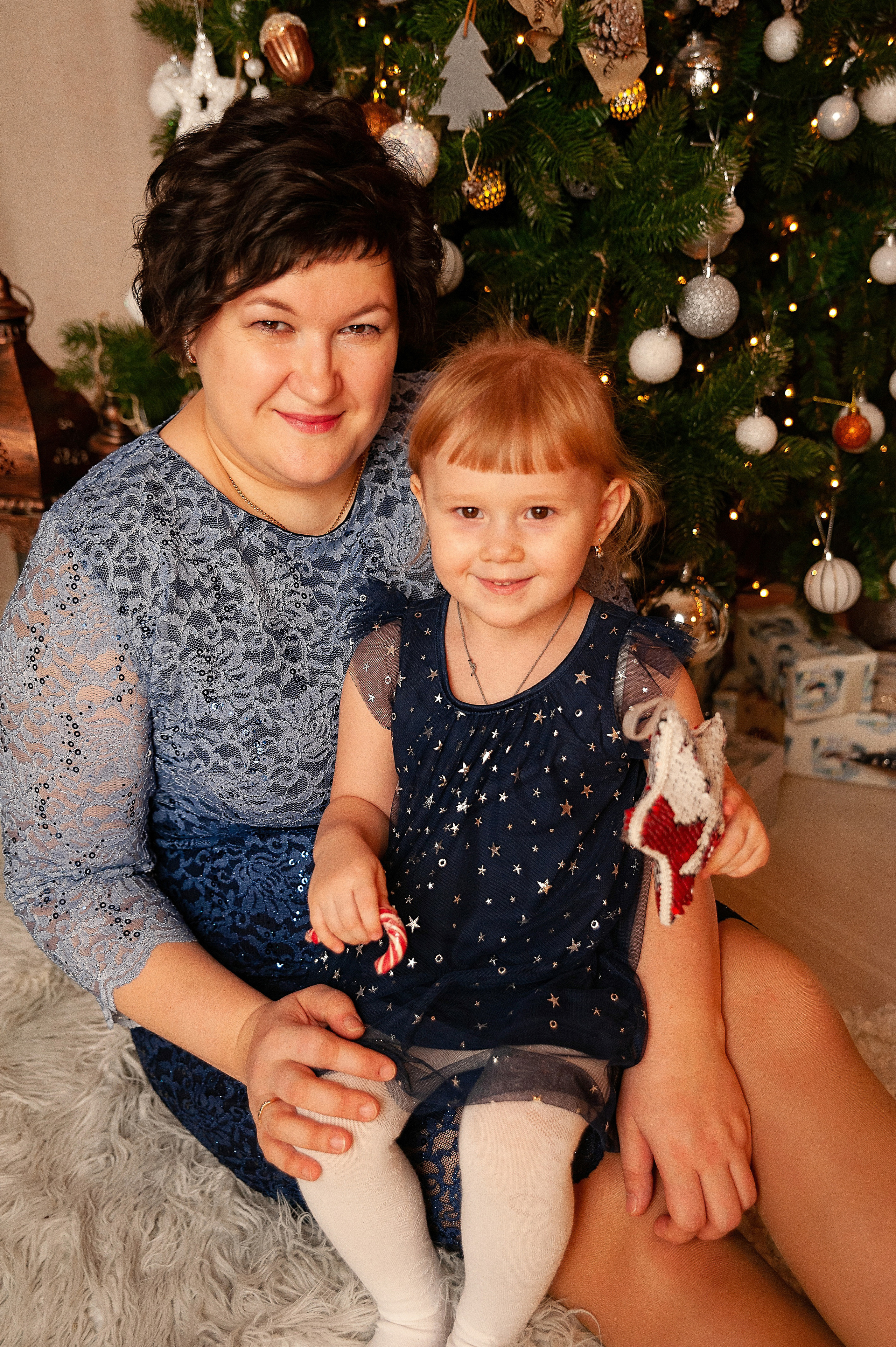 Семейная фотосессия в студии Леси Бельман. Детский и семейный фотограф в Сургуте и Нефтеюганске Анна Старцева