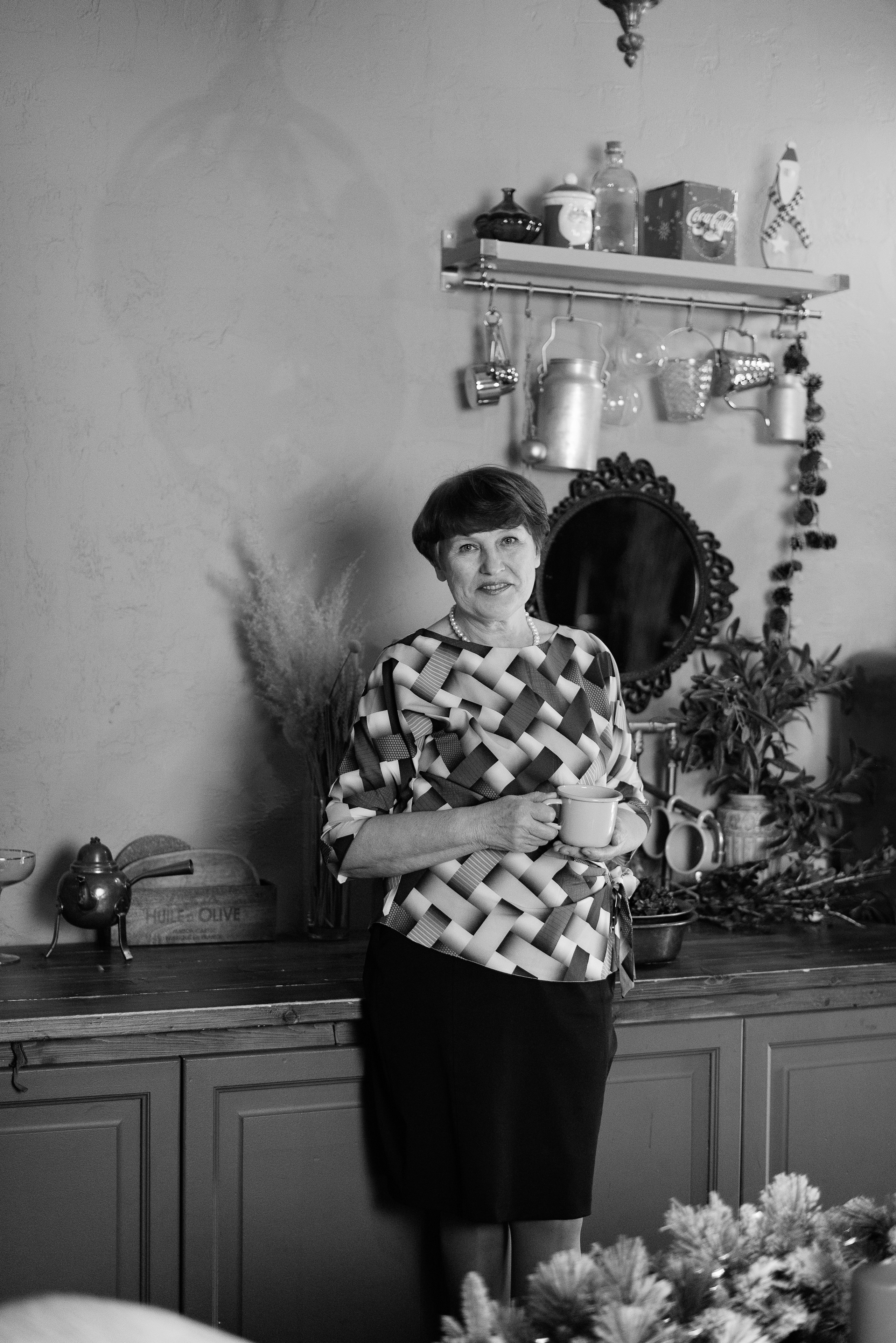 Семейная в фотостудии Питер. Зал кухня-гостинная. Детский и семейный фотограф в Сургуте и Нефтеюганске Анна Старцева