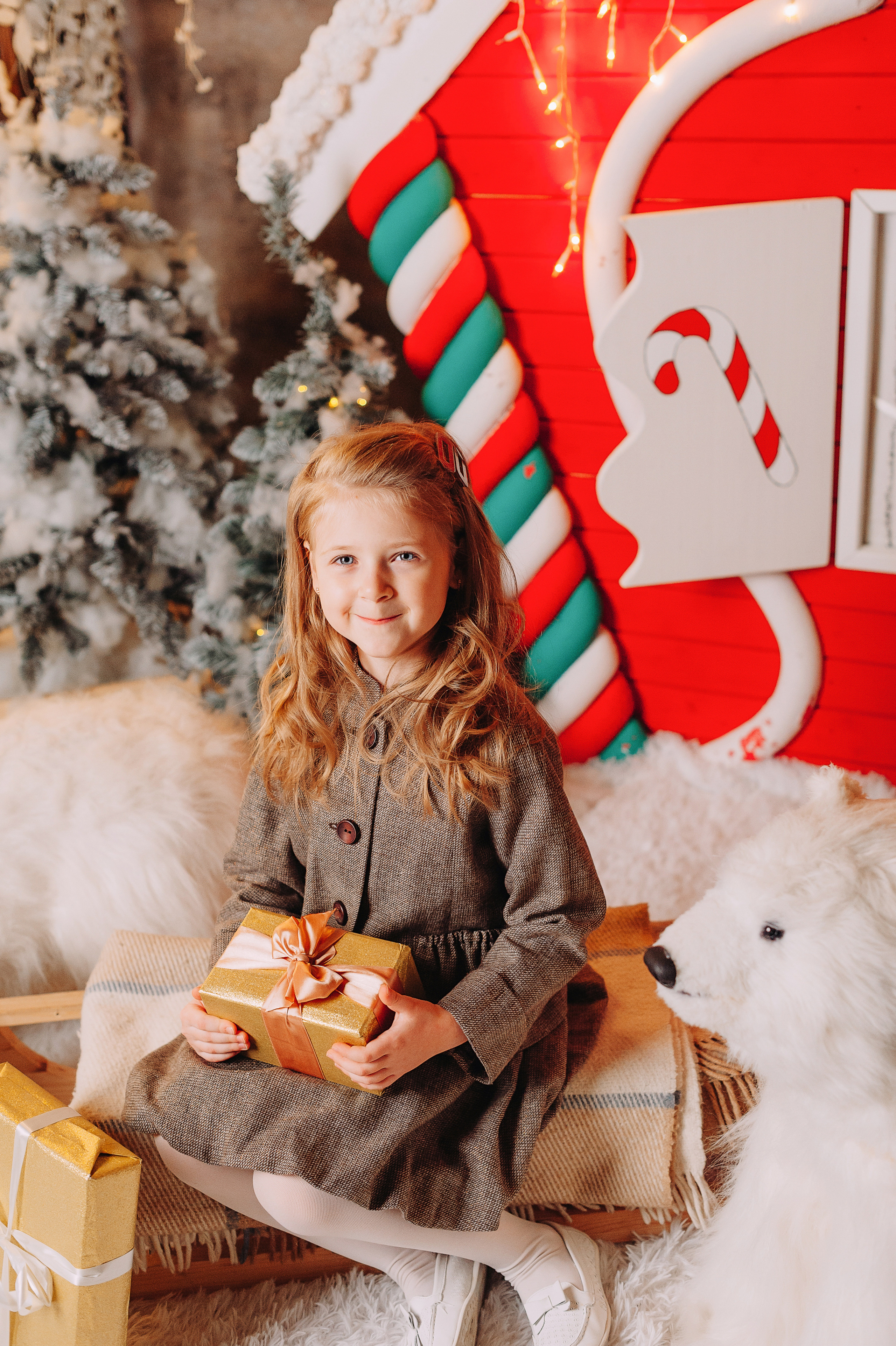 Семейная фотосессии в студии Art Royal зал Loft. Детский и семейный фотограф в Сургуте и Нефтеюганске Анна Старцева