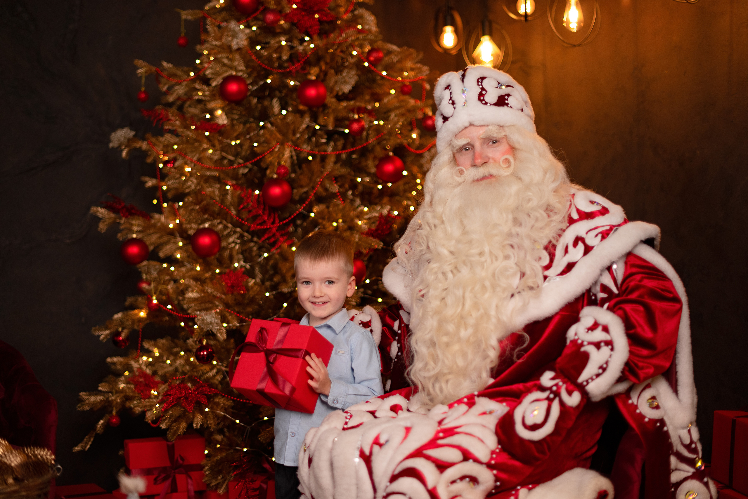 Фото день с Дедушой Морозом. Детский и семейный фотограф в Сургуте и Нефтеюганске Анна Старцева