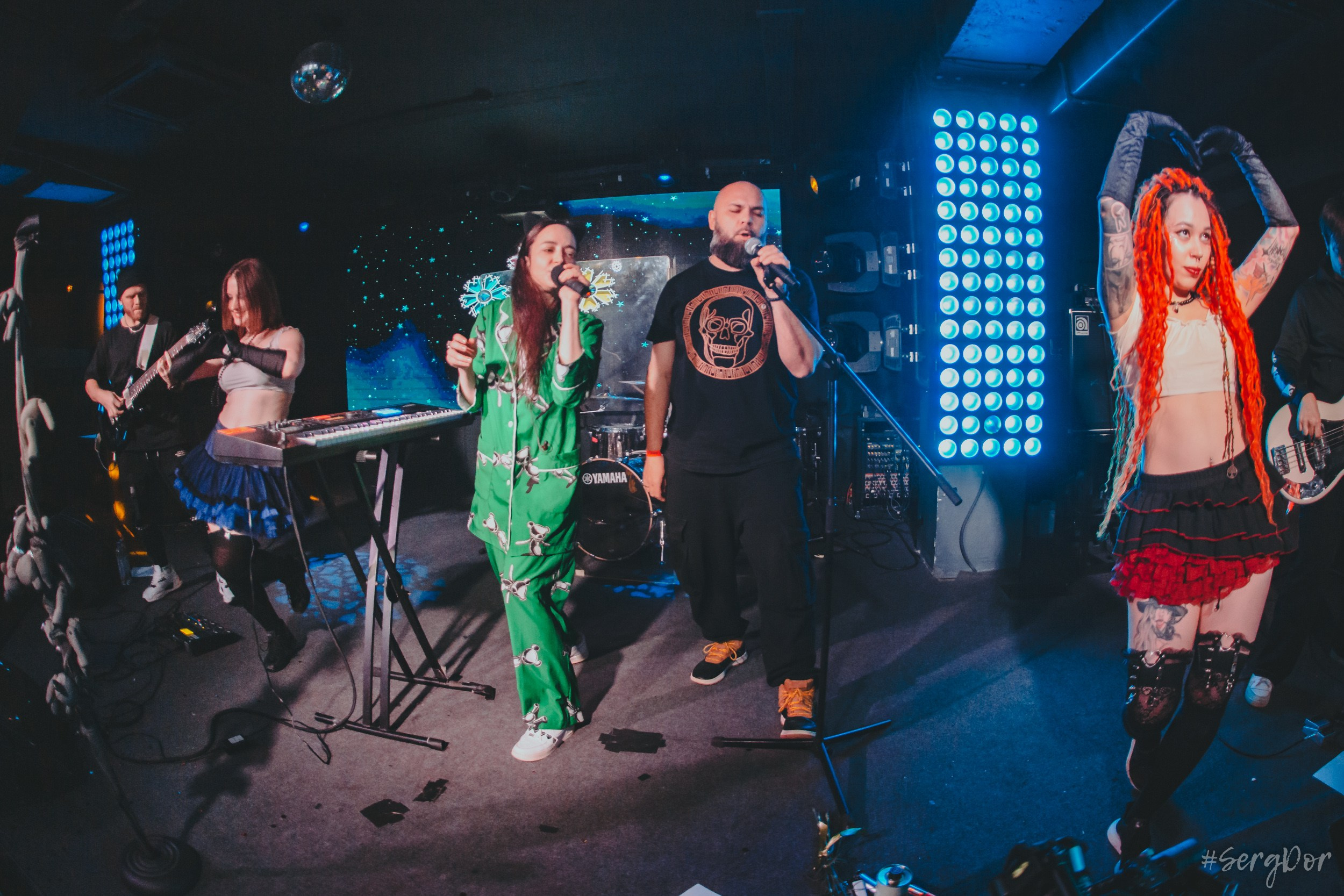 Дайте два, Мумий Тролль бар, Москва, Д2, МТ, День рождения группы, Юбилей, Люся Махова, презентация альбома, Простые радости в краю беспечных зомби, 26.11.2023, SergDor, 26 ноября 2023 года, #SergDor