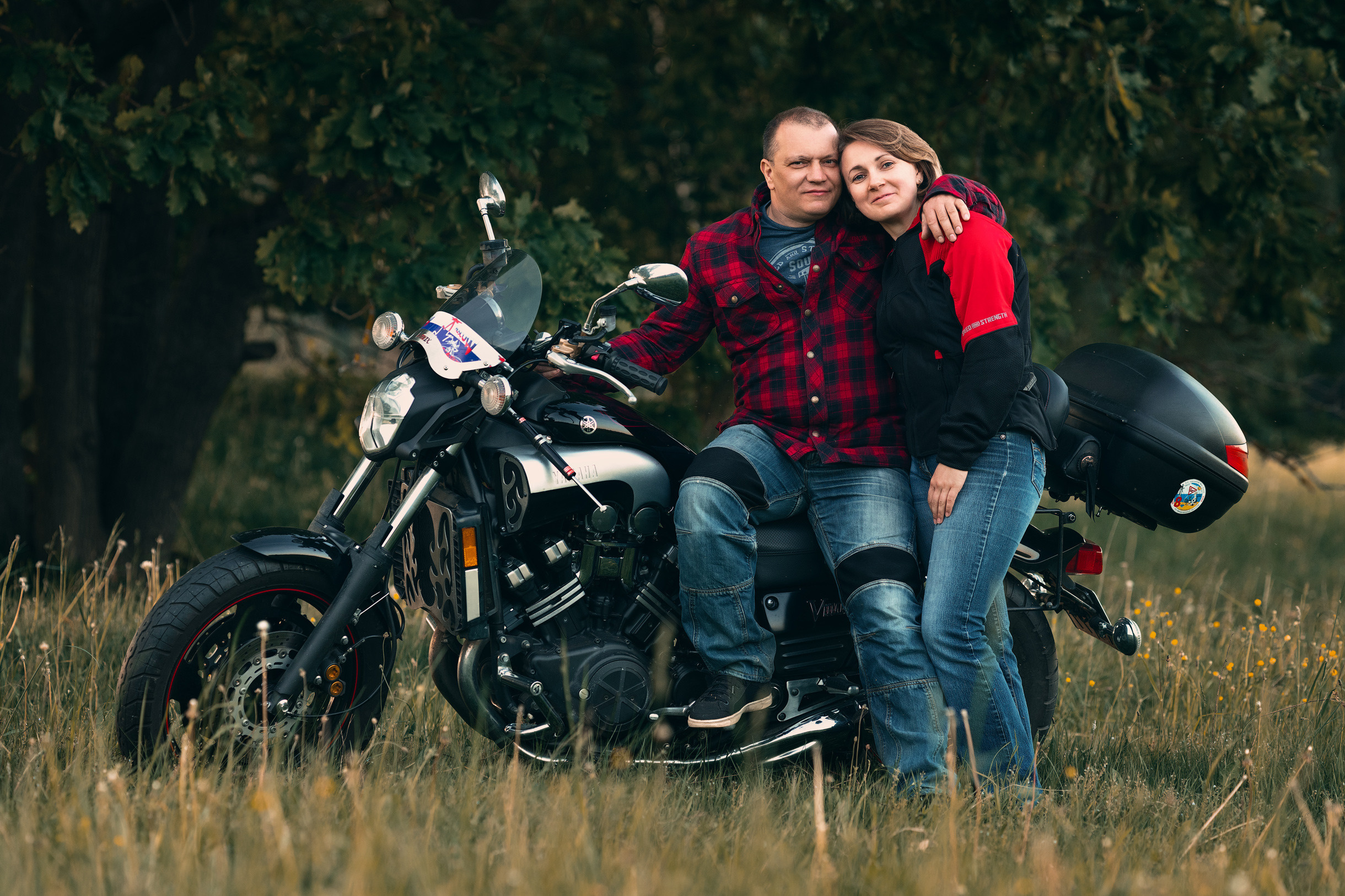 Семейный портрет, мотоцикл