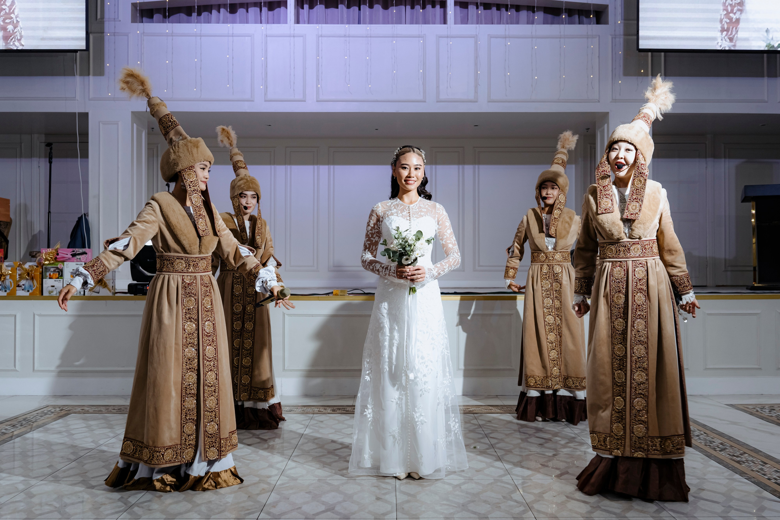 Malika Qyz uzatu. Photopark.kz