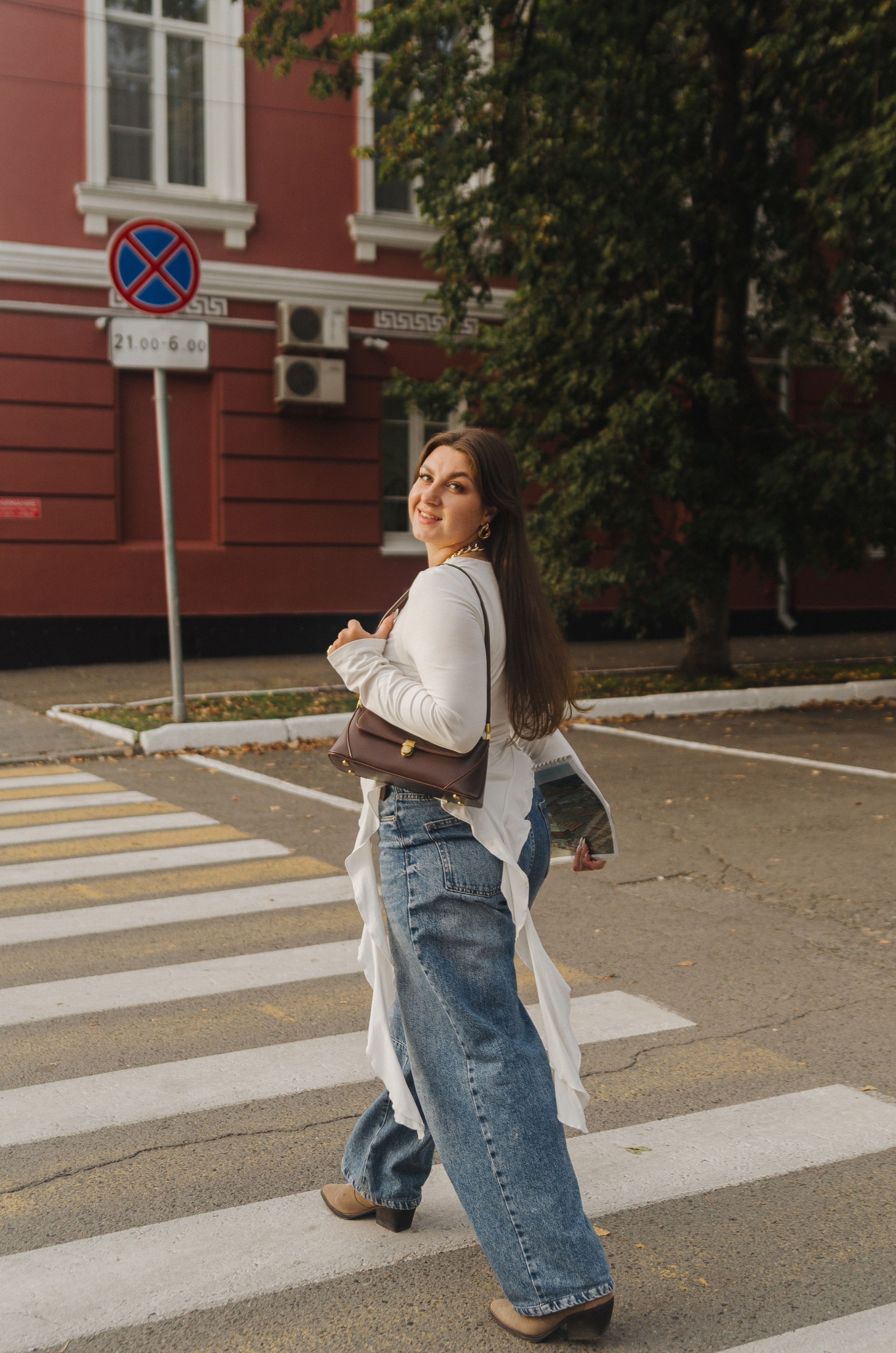 Осенняя прогулочная контент-съемка. Денисова Аля — фотограф для парных съемок и индивидуальных историй в Барнауле