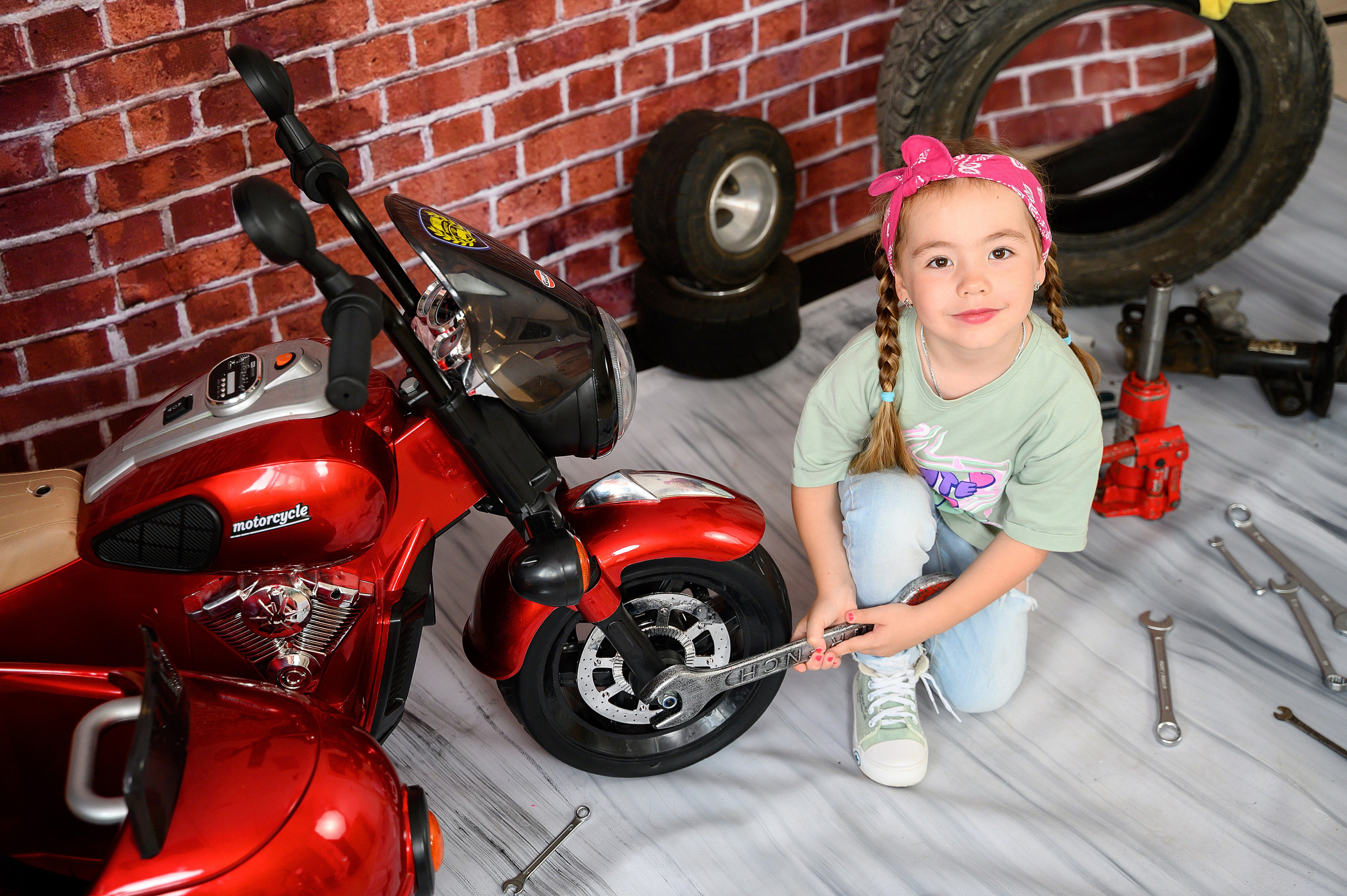 Гараж 2025. Фотограф новорожденных, семейный детский в Тюмени Татьяна Морозова