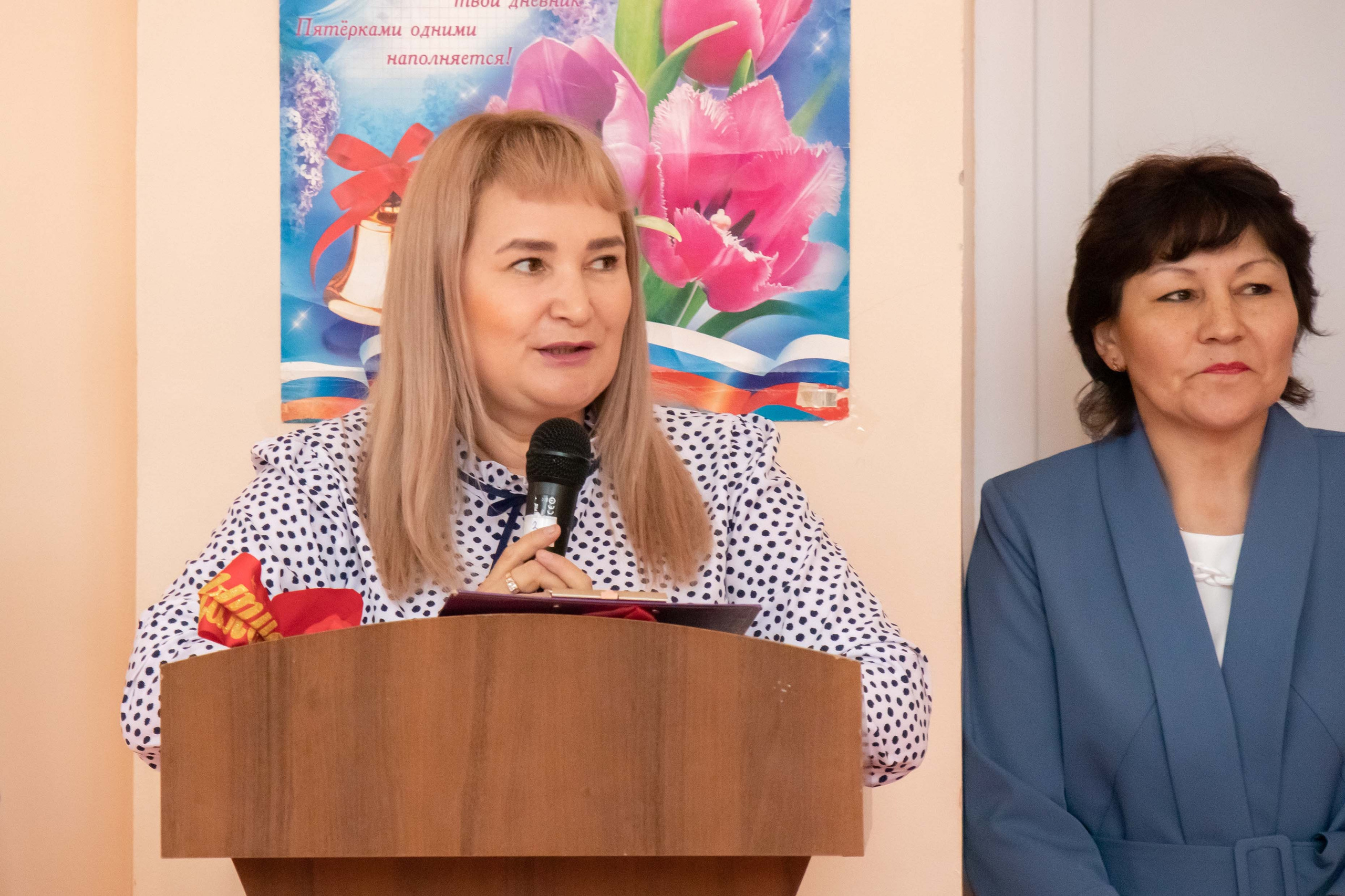 Последний звонок (11 класс). Репортажный Фотограф