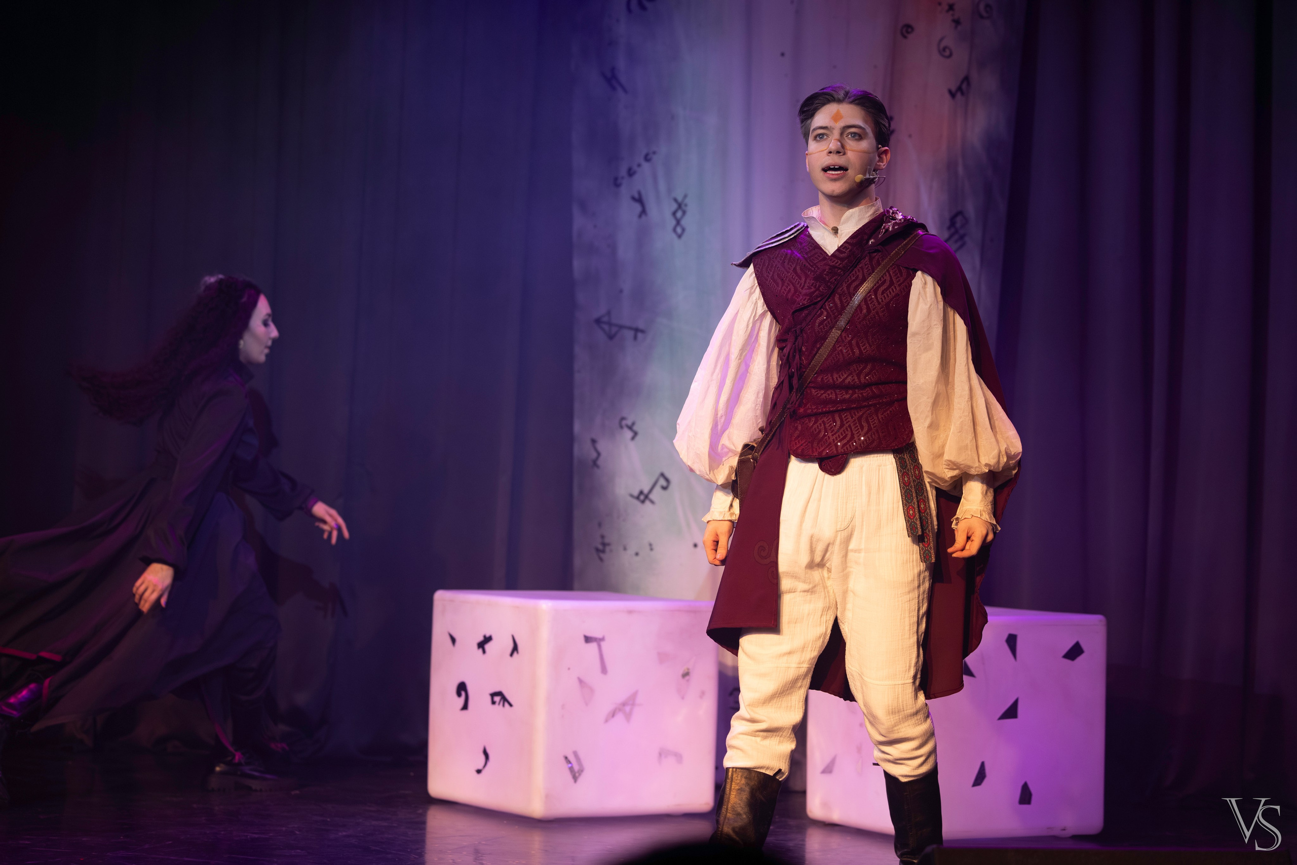 Книга стихий 25.01. Фотограф Виктор Степанов