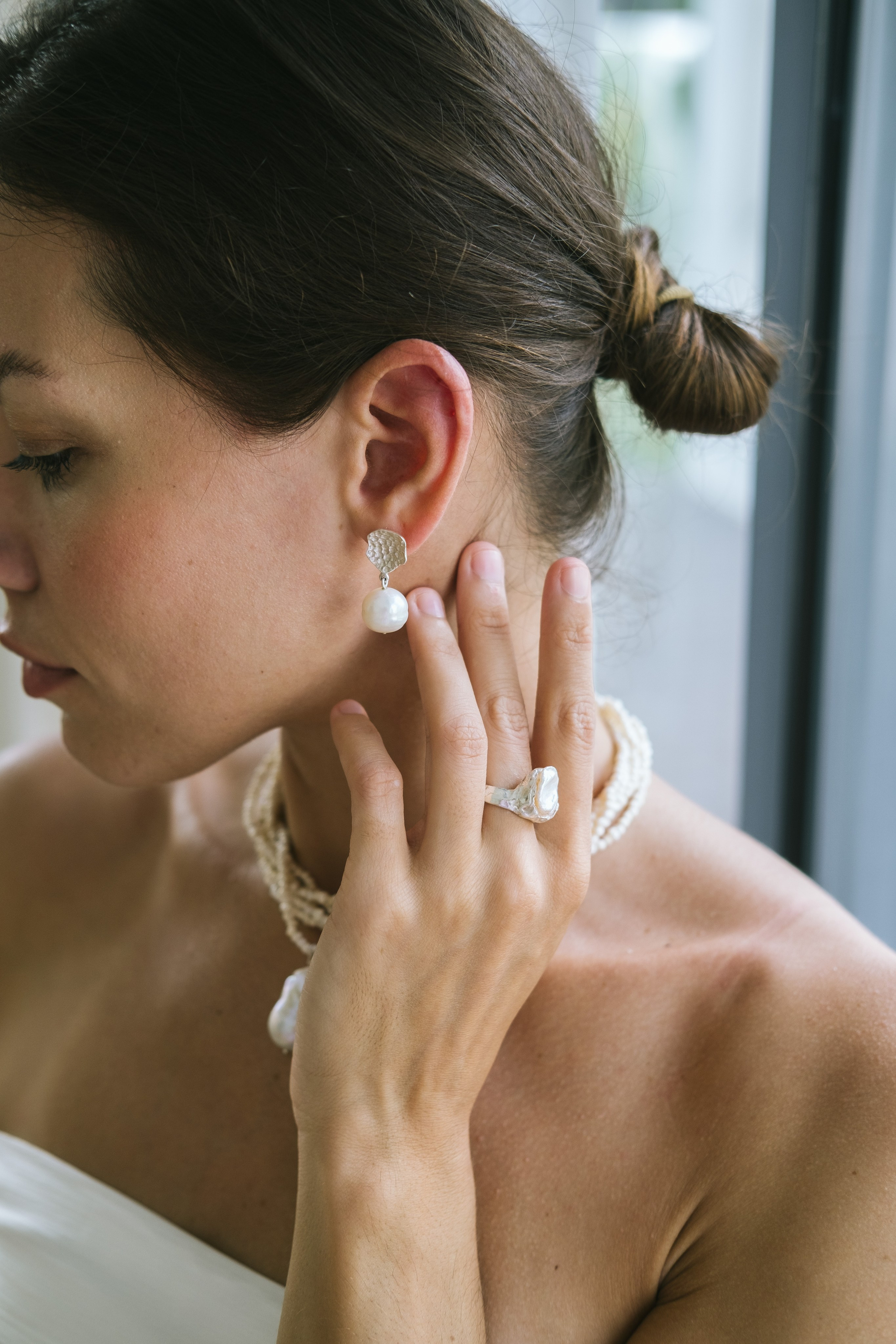 Украшение на модели. Фотограф на Бали|Свадьба на Бали