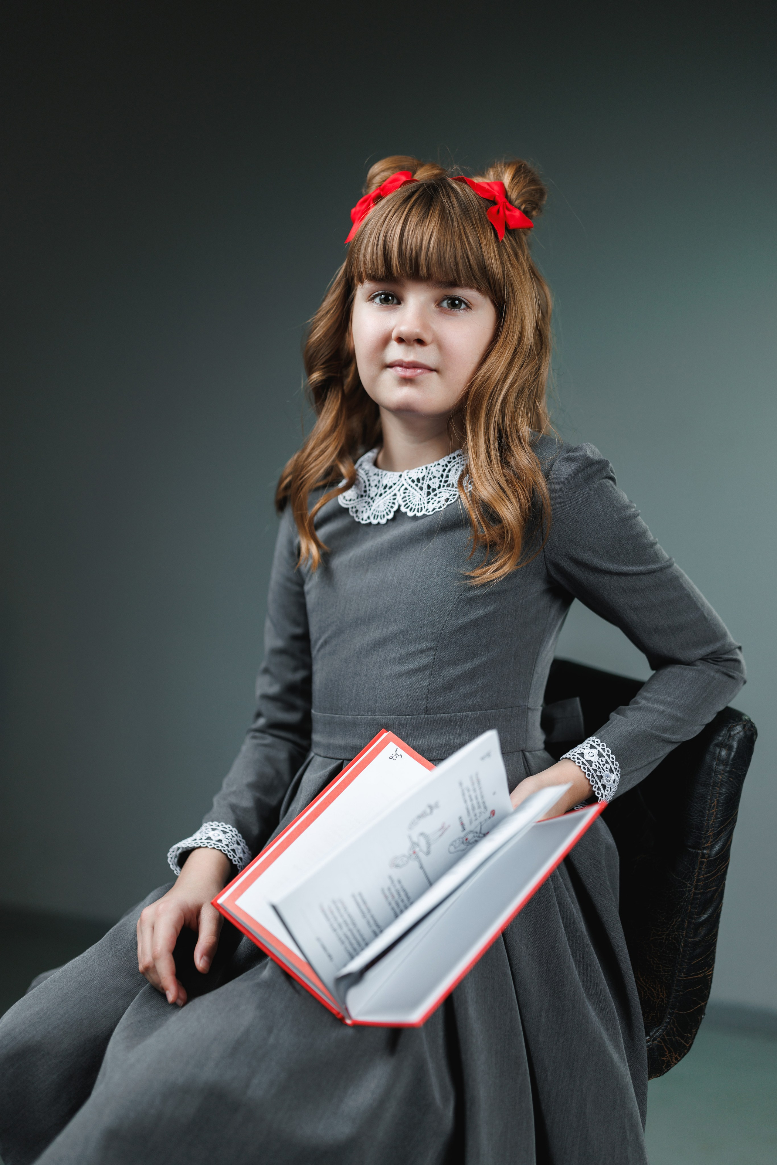 Студийная съемка 4 кл. Фотограф Олег Сотник