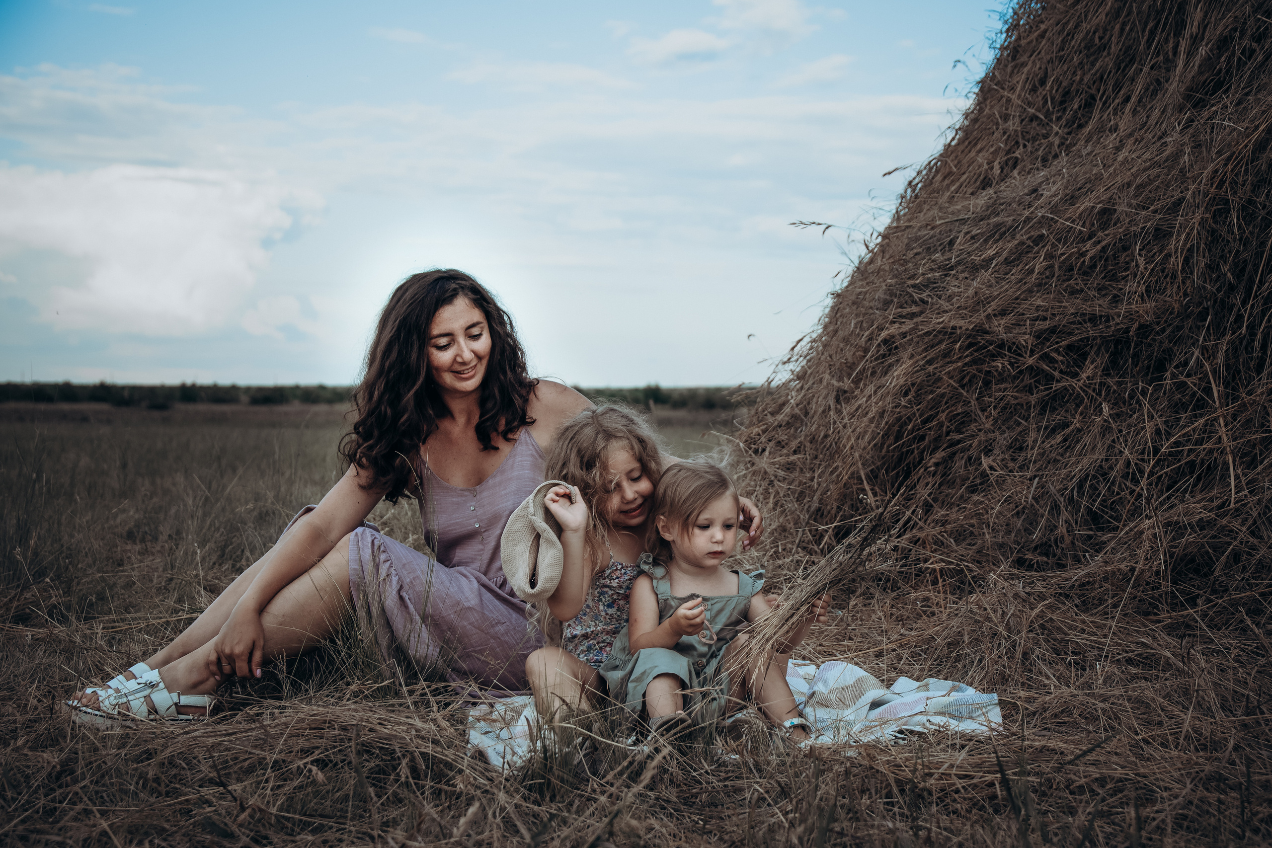 Дети, стог. Семейный фотограф в Абакане Любовь Халявина