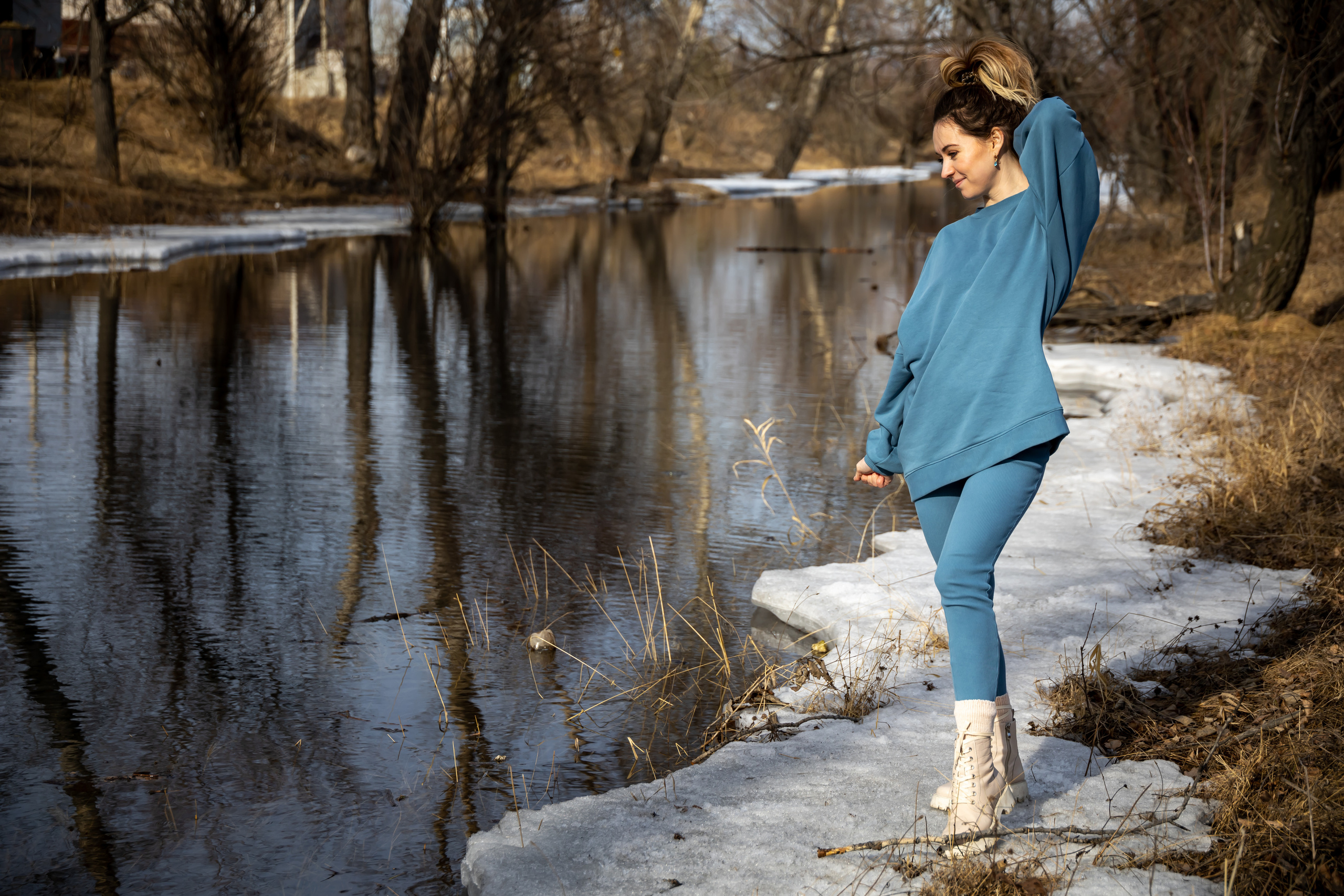 Весна, снег, река. Семейный фотограф в Абакане Любовь Халявина