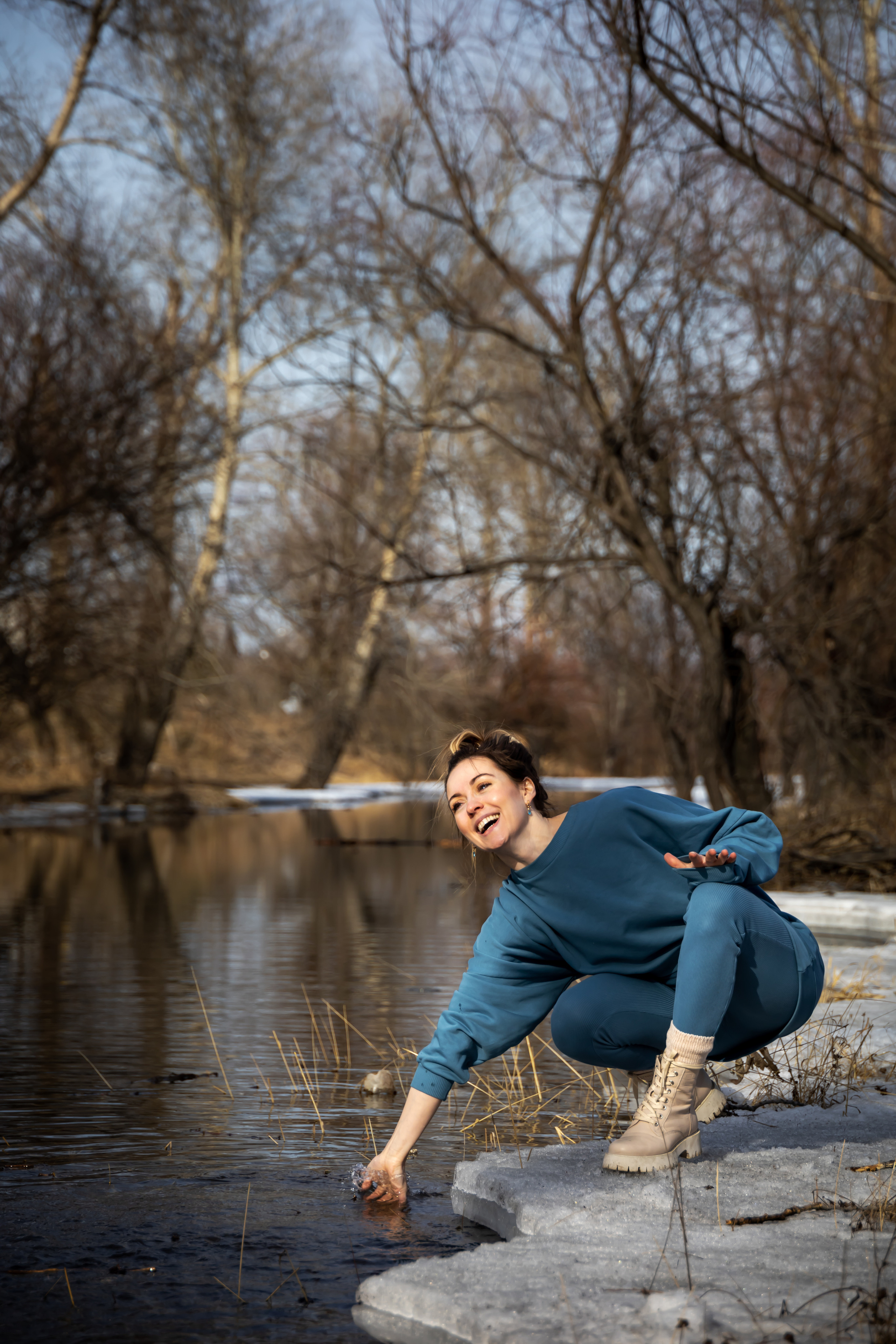 Весна, снег, река. Семейный фотограф в Абакане Любовь Халявина