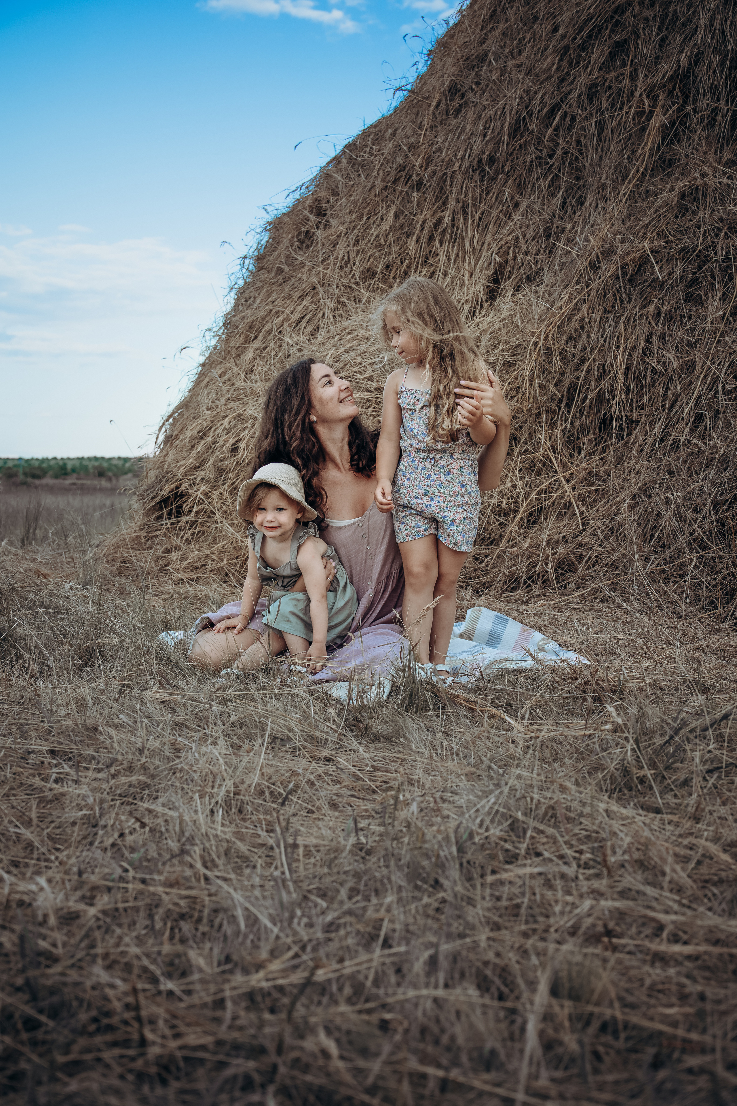 Дети, стог. Семейный фотограф в Абакане Любовь Халявина