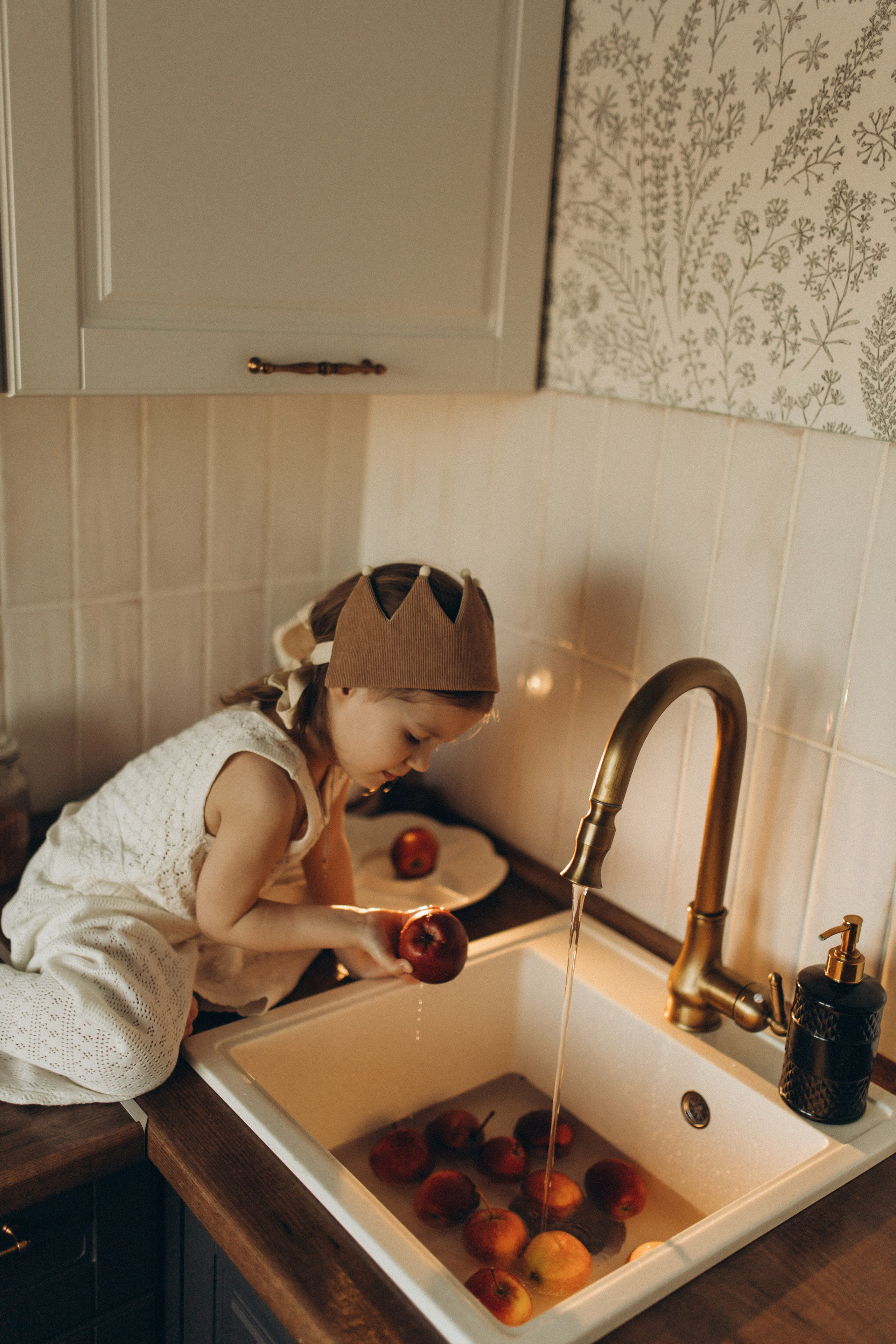 Домашняя истории о материнской любви! Виктория и Сияна. Услуги