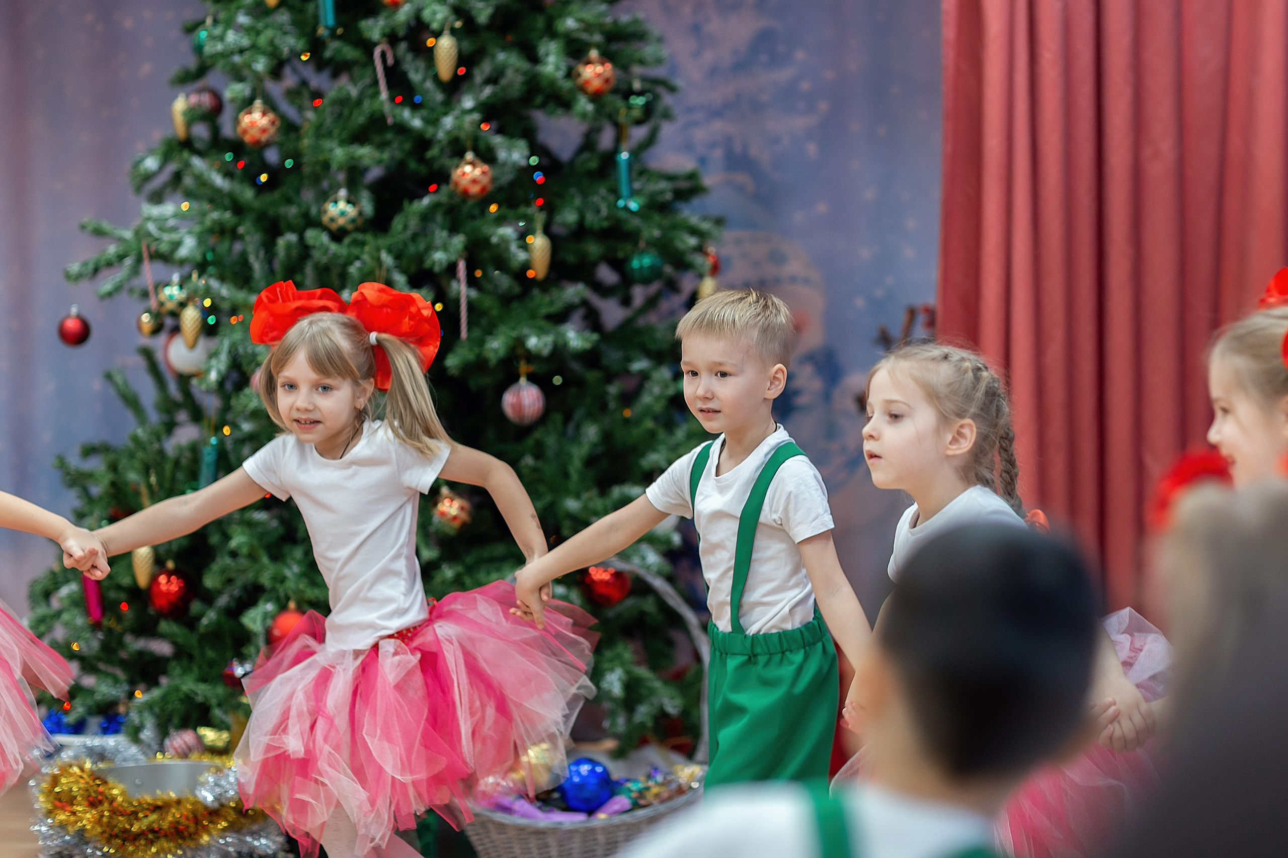 Утренник_"Карамельная фабрика» 2024. Семейный фотограф в Санкт-Петербурге