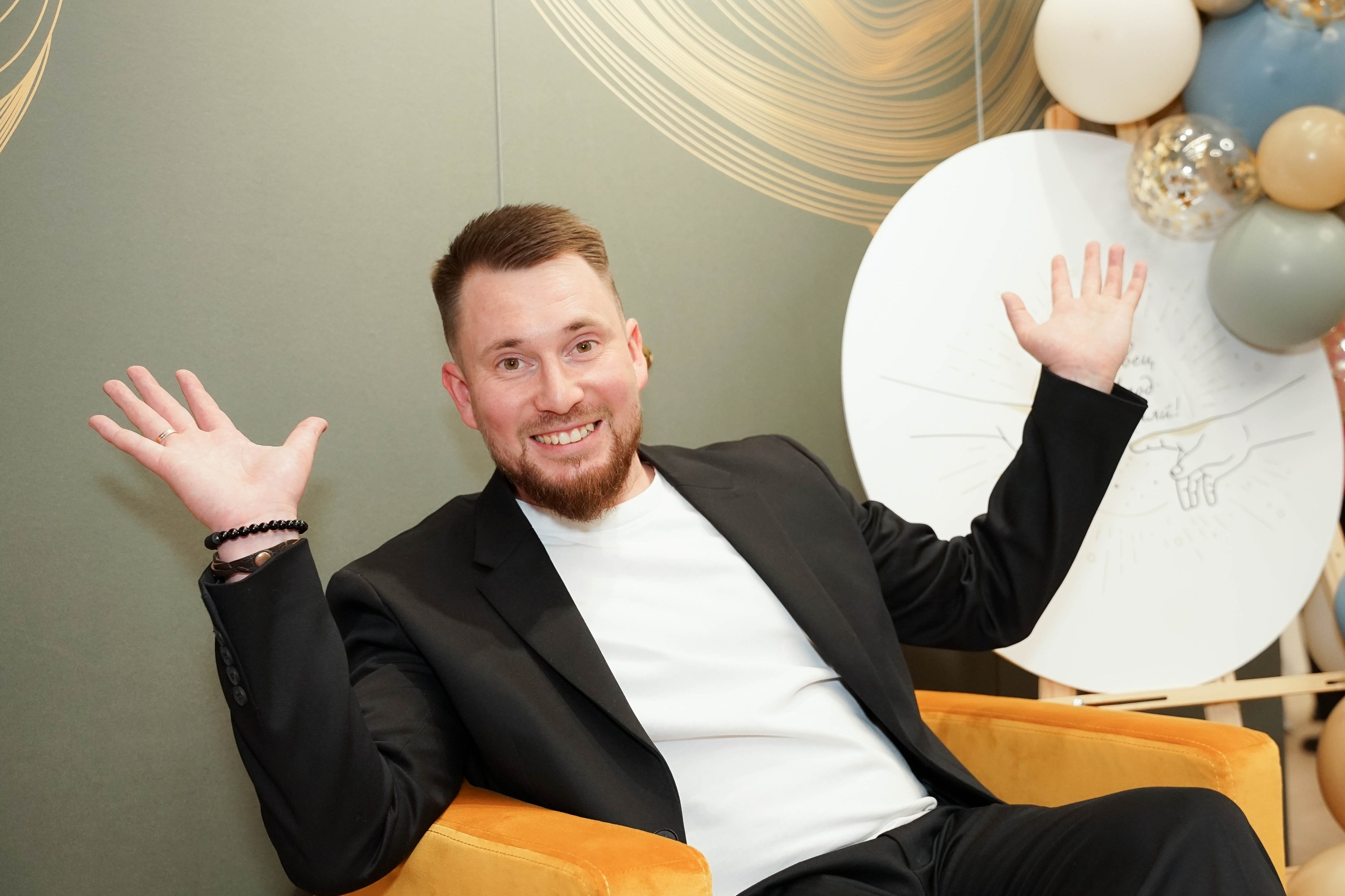 Репортажная съемка в салоне дверей