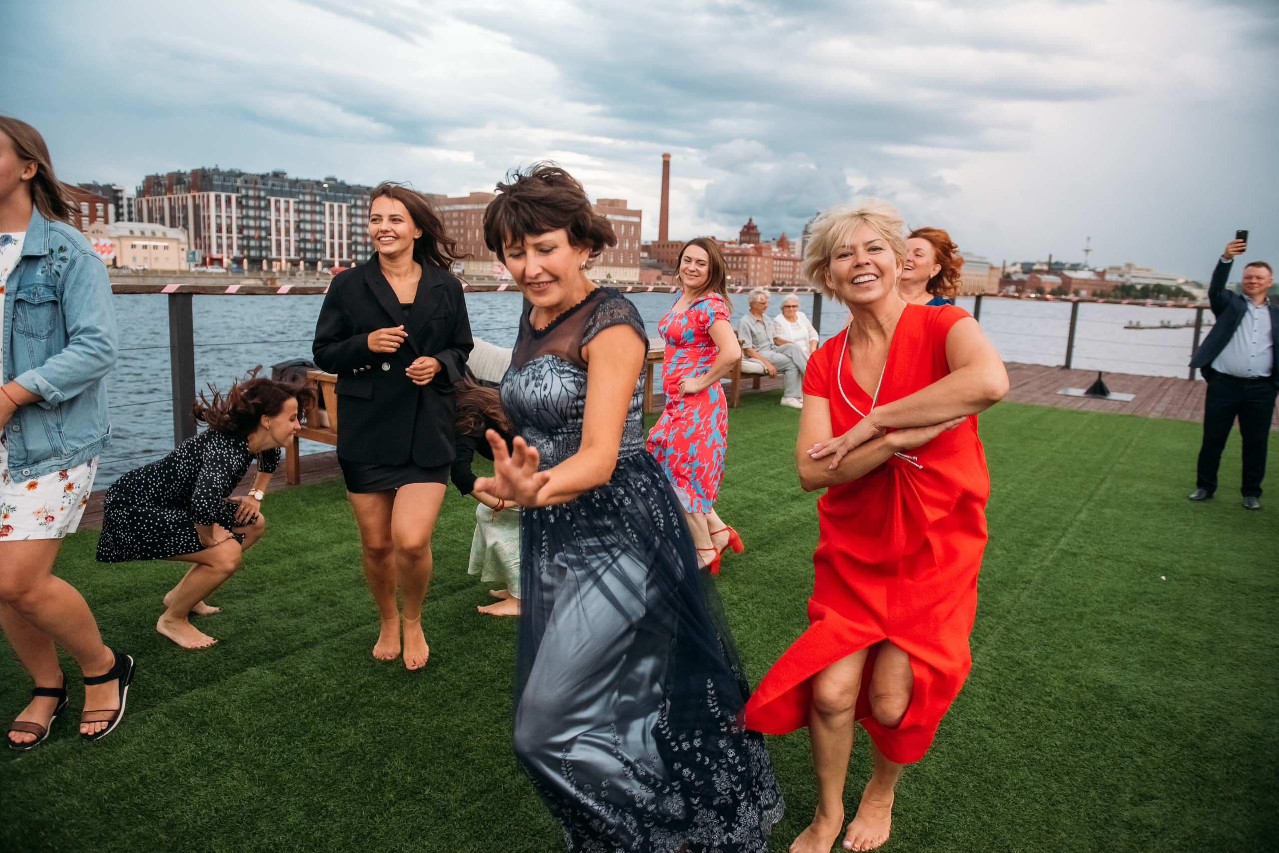 Свадебный день Лены и Дениса. Свадебный фотограф в Санкт-Петербурге Афонин Андрей