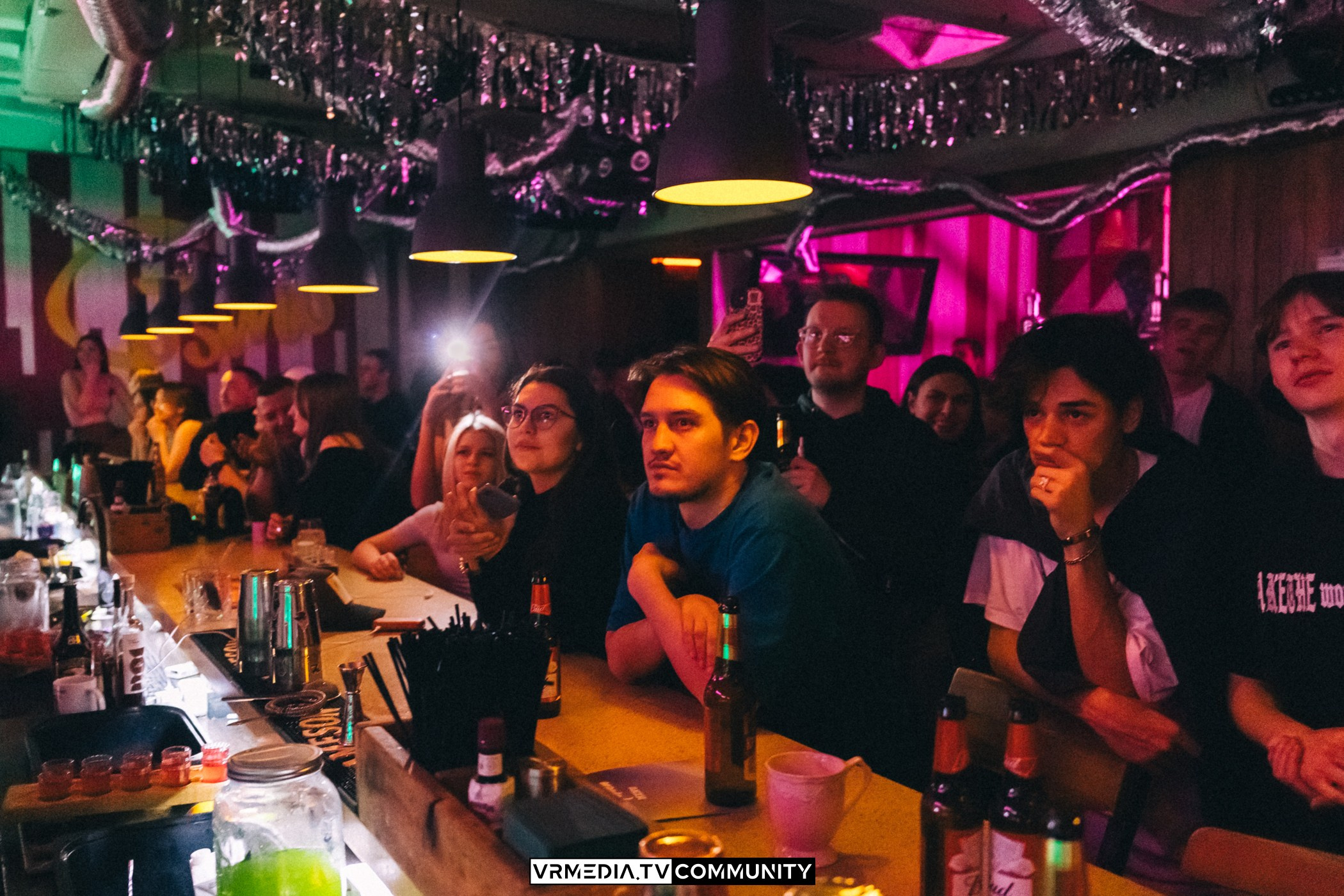 Бар «Cosmo»: Прощальная вечеринка