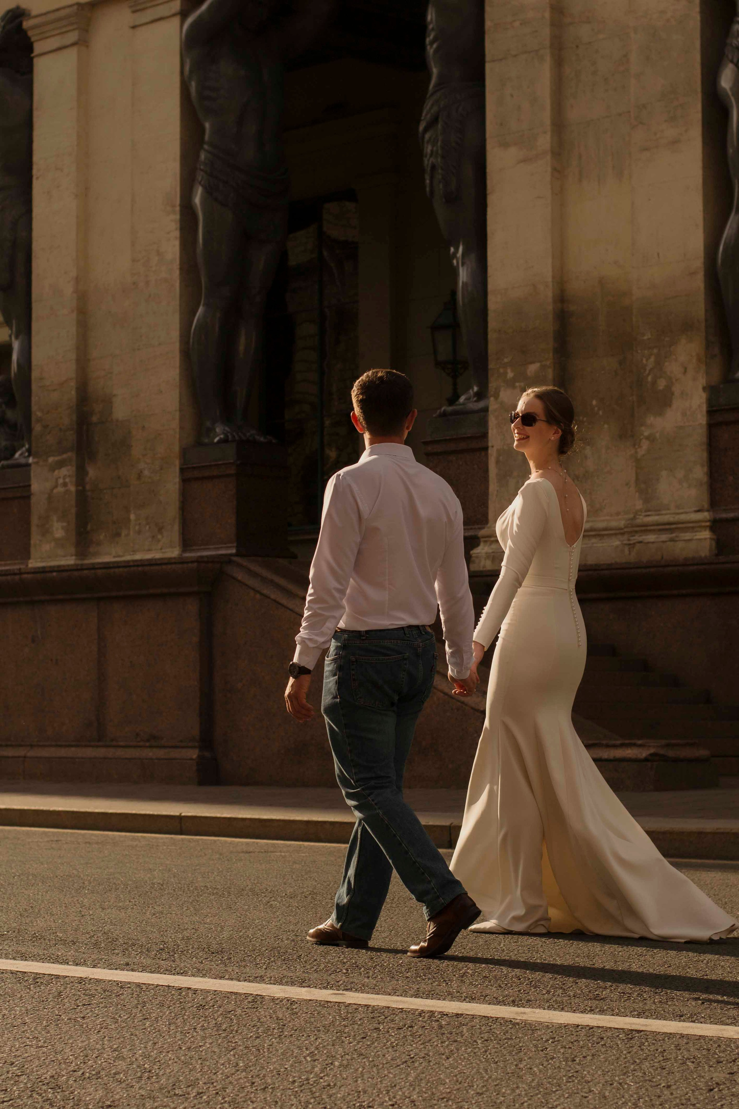 Сергей и Александра Плохих — прогулка 08.09.23 г. Главная