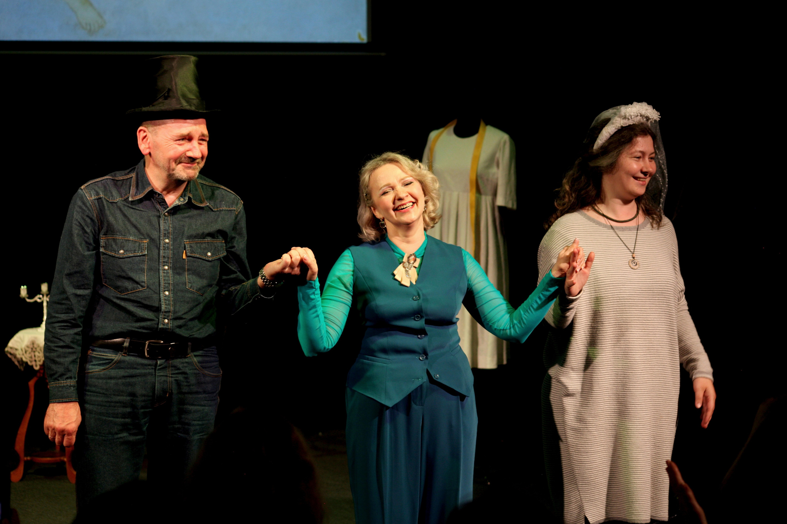 Брачное объявление 09.04.2024. Профессиональный фотограф в Москве Алёна Котова