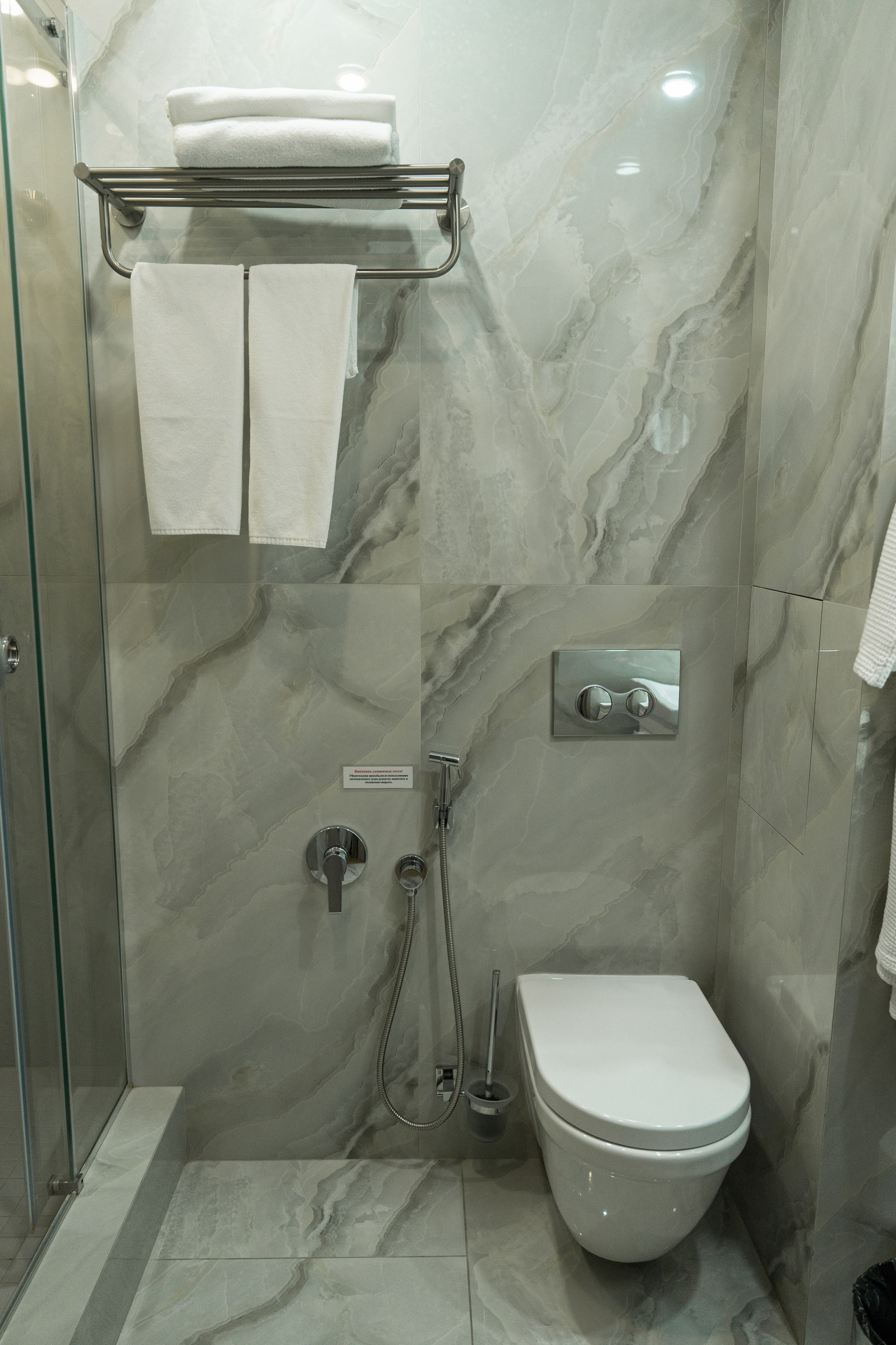 Mirror 4*. Фотограф и видеограф Елена Хмелевская