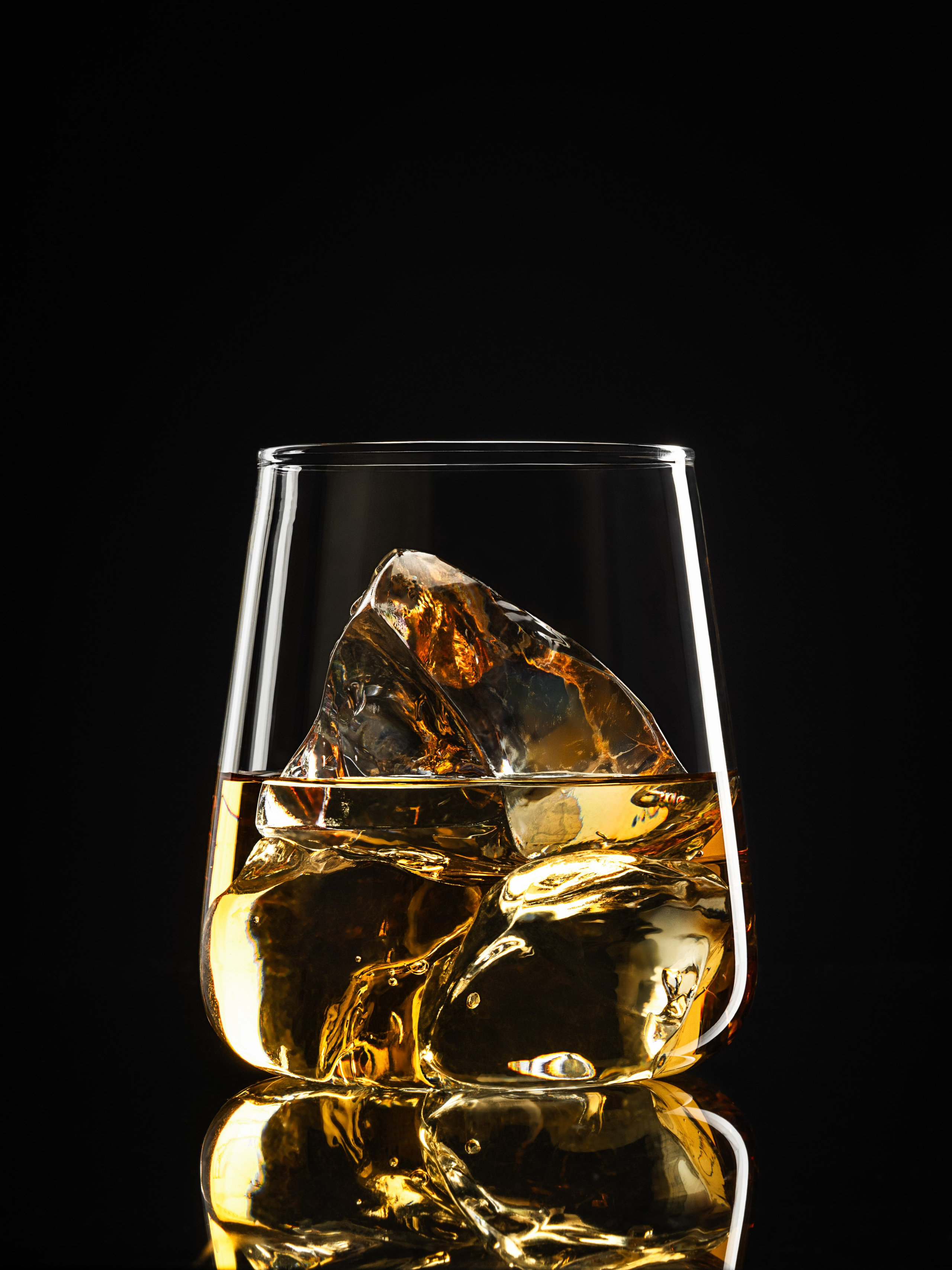 Стекло, бутылки, банки. Фудфотограф и предметный фотограф в Нижнем Новгороде Надежда Серова