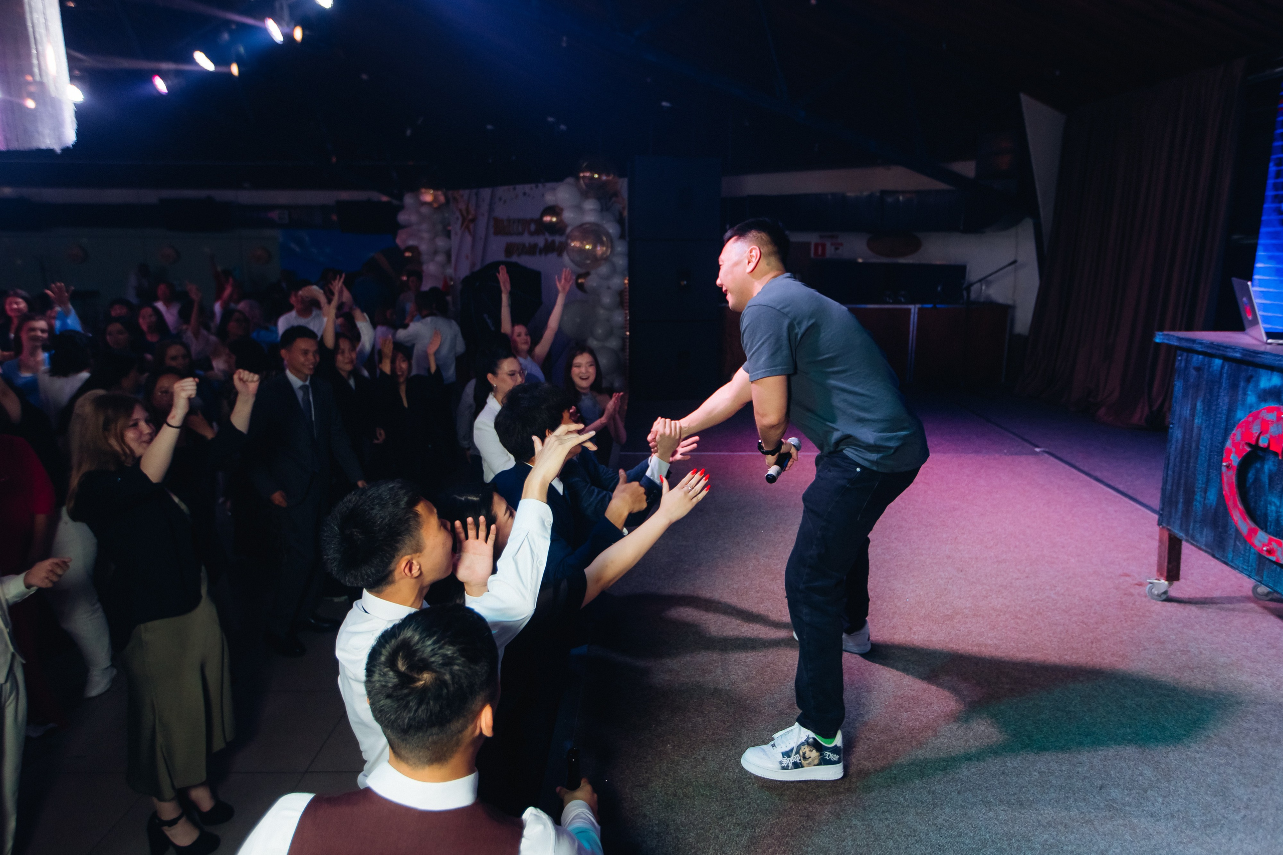 Выпускной вечер. 49 школа. Баран на корове. Свадебный и семейный фотограф в Улан-Удэ