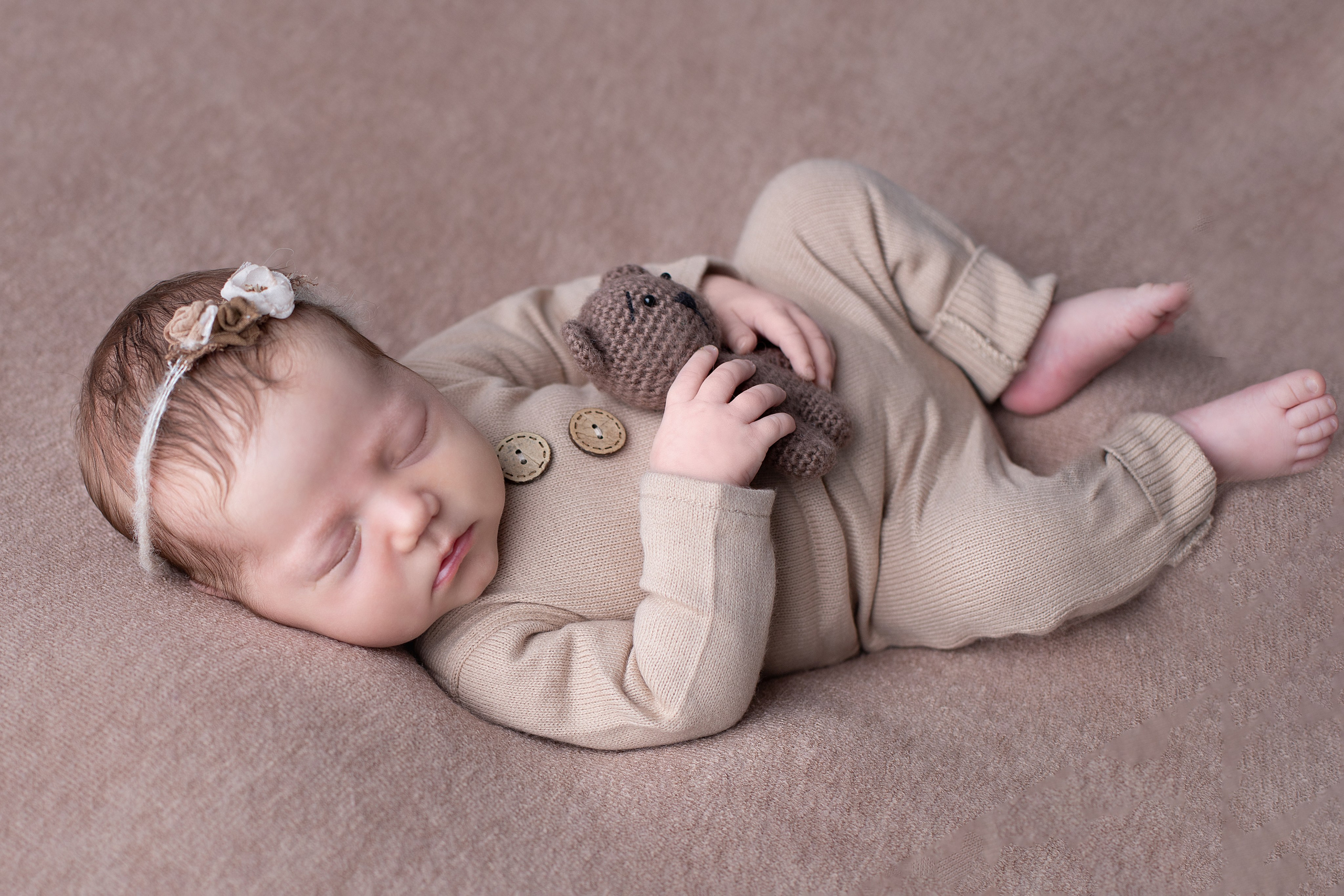 Новорожденные. Фотограф новорожденных в Губкинском Алена Аввакумова