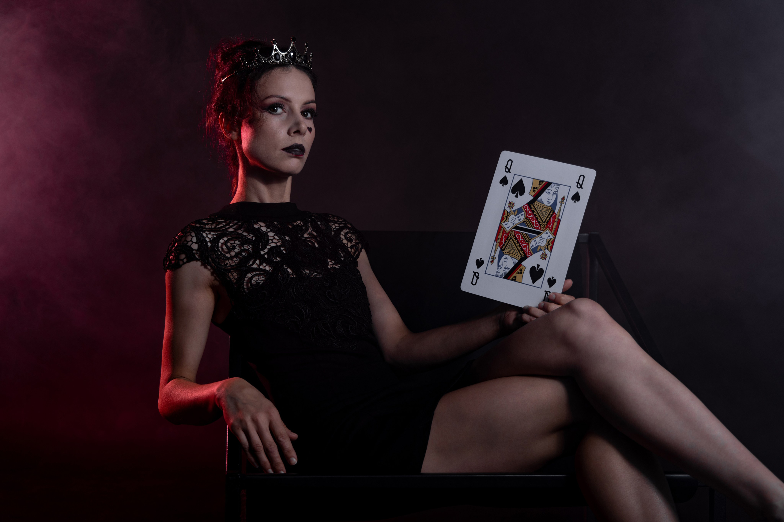 Фотодень Пиковая дама/ Дама червей 💃. Профессиональный фотограф в Омске Писанкина Анастасия