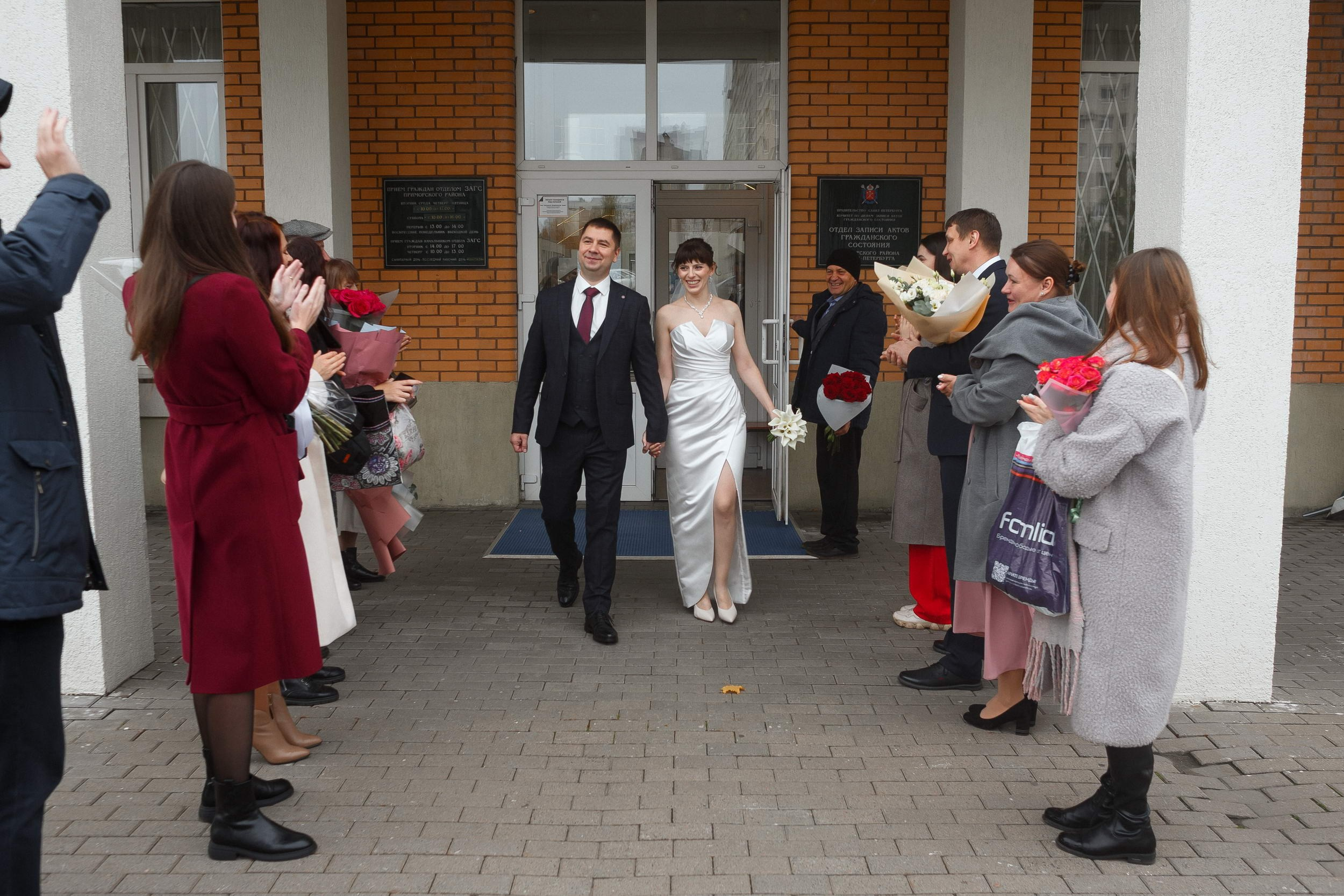 Свадьба в октябре. Свадебный фотограф Игорь Брундасов 8PHOTO на свадьбу венчание загс СПб