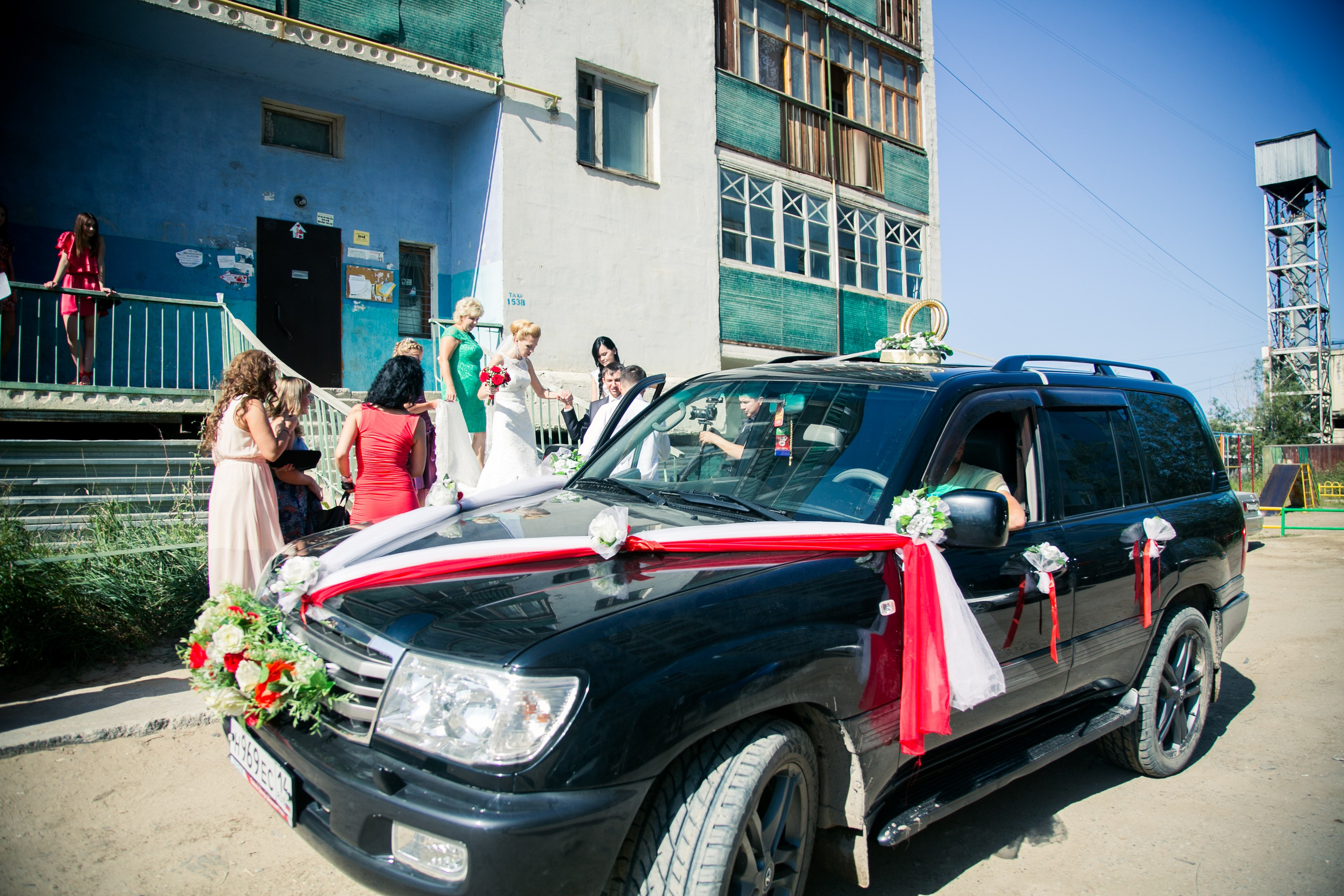 Летнее свадебное фото. Фотограф Надежда Куин, Якутск