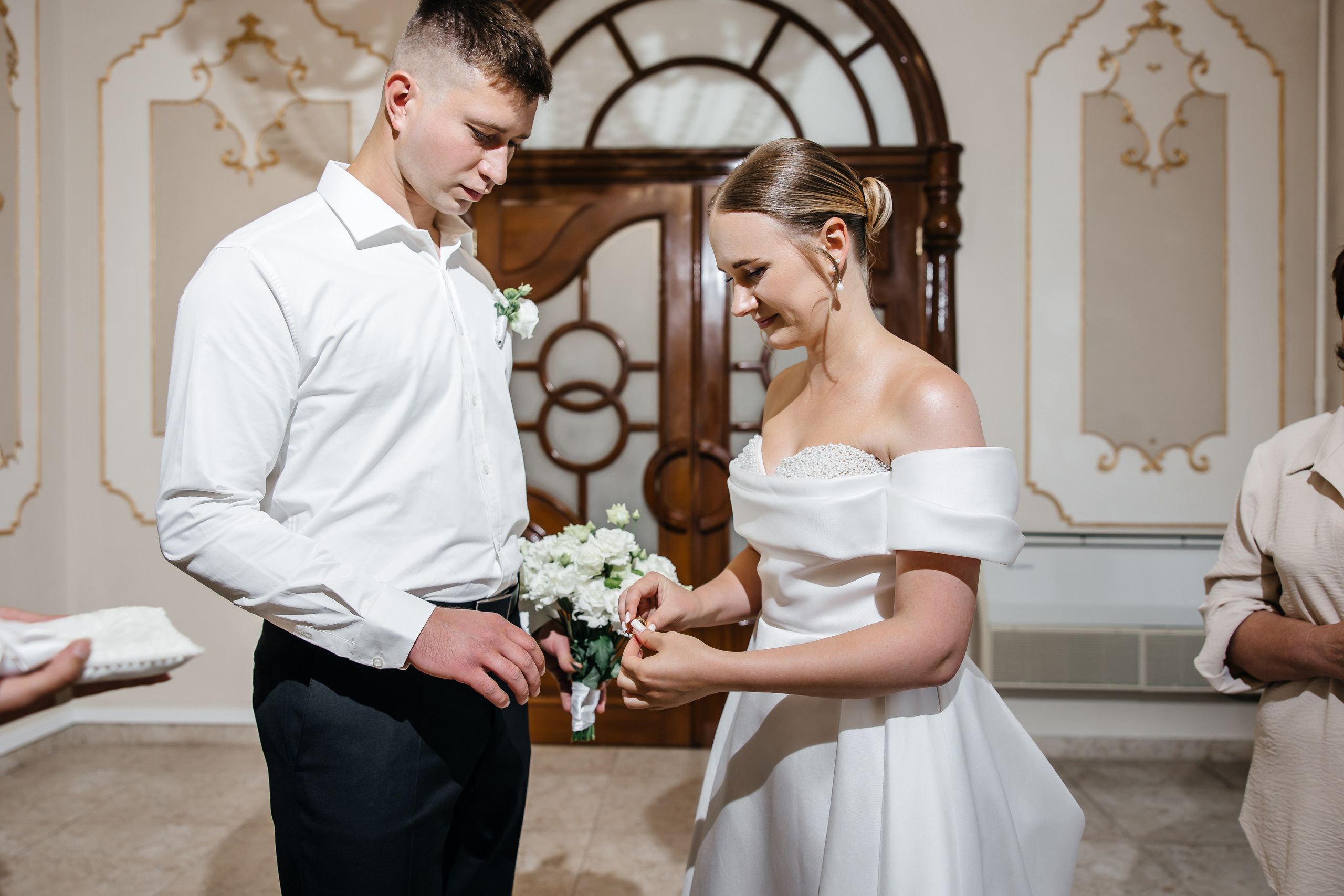 Анонс свадьбы Юлии и Игоря. Городская лавстори в Севастополе. Свадебный фотограф в Крыму и Севастополе Ольга Баскакова