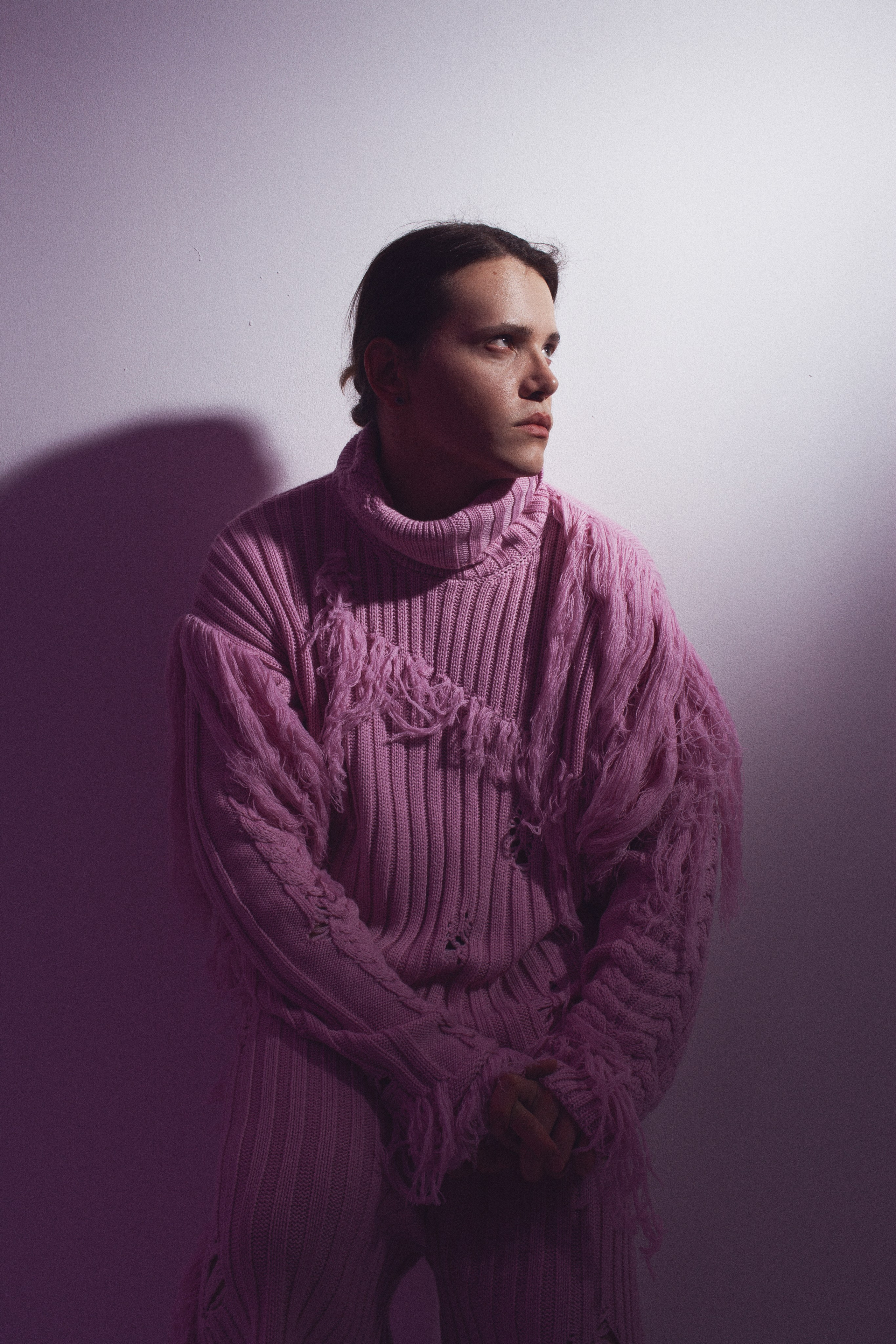 Имиджевая съемка в студии для модели на циклораме