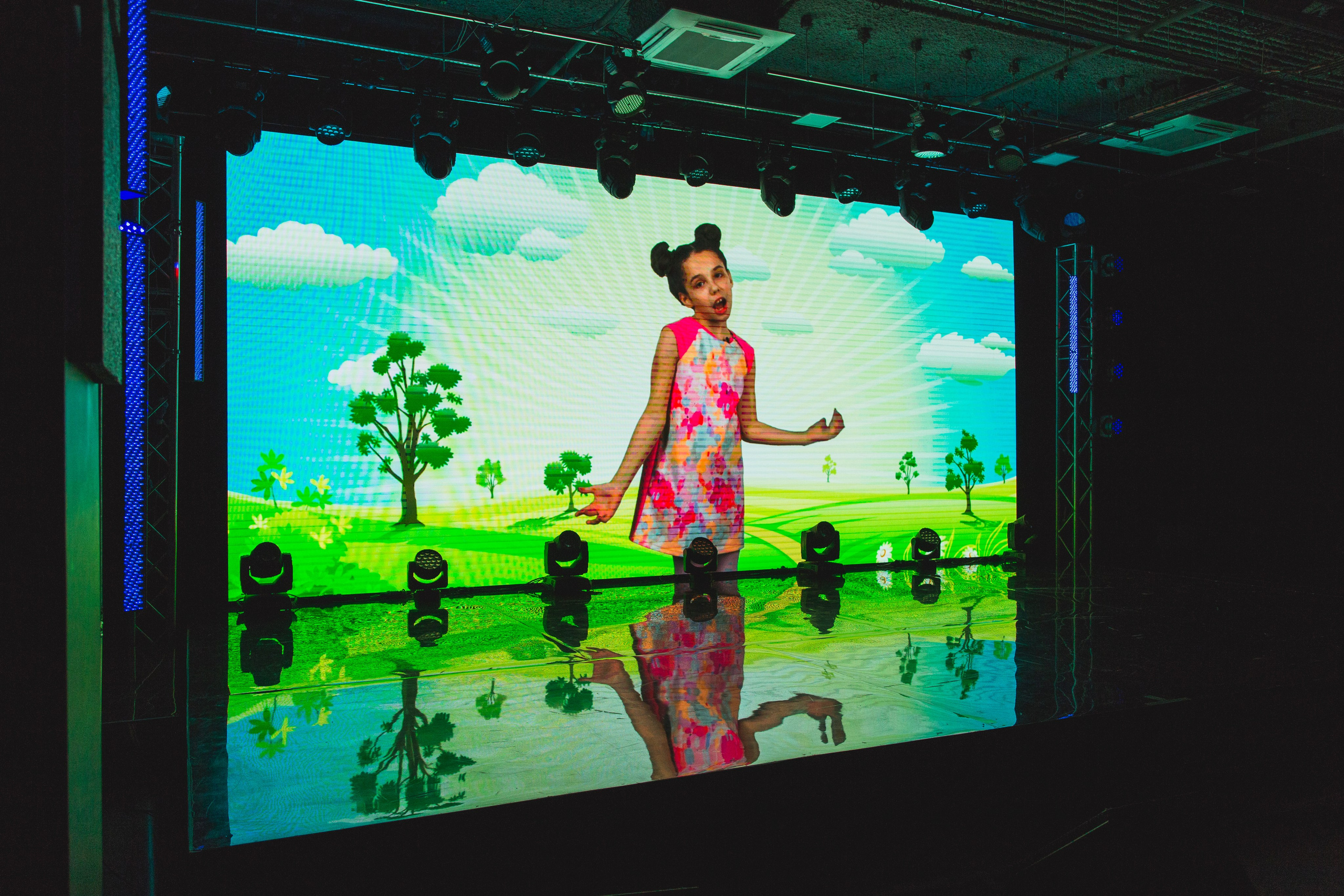 О2ТВ группа СТРАНА. Видеооператор/Фотограф Николай Завьялов