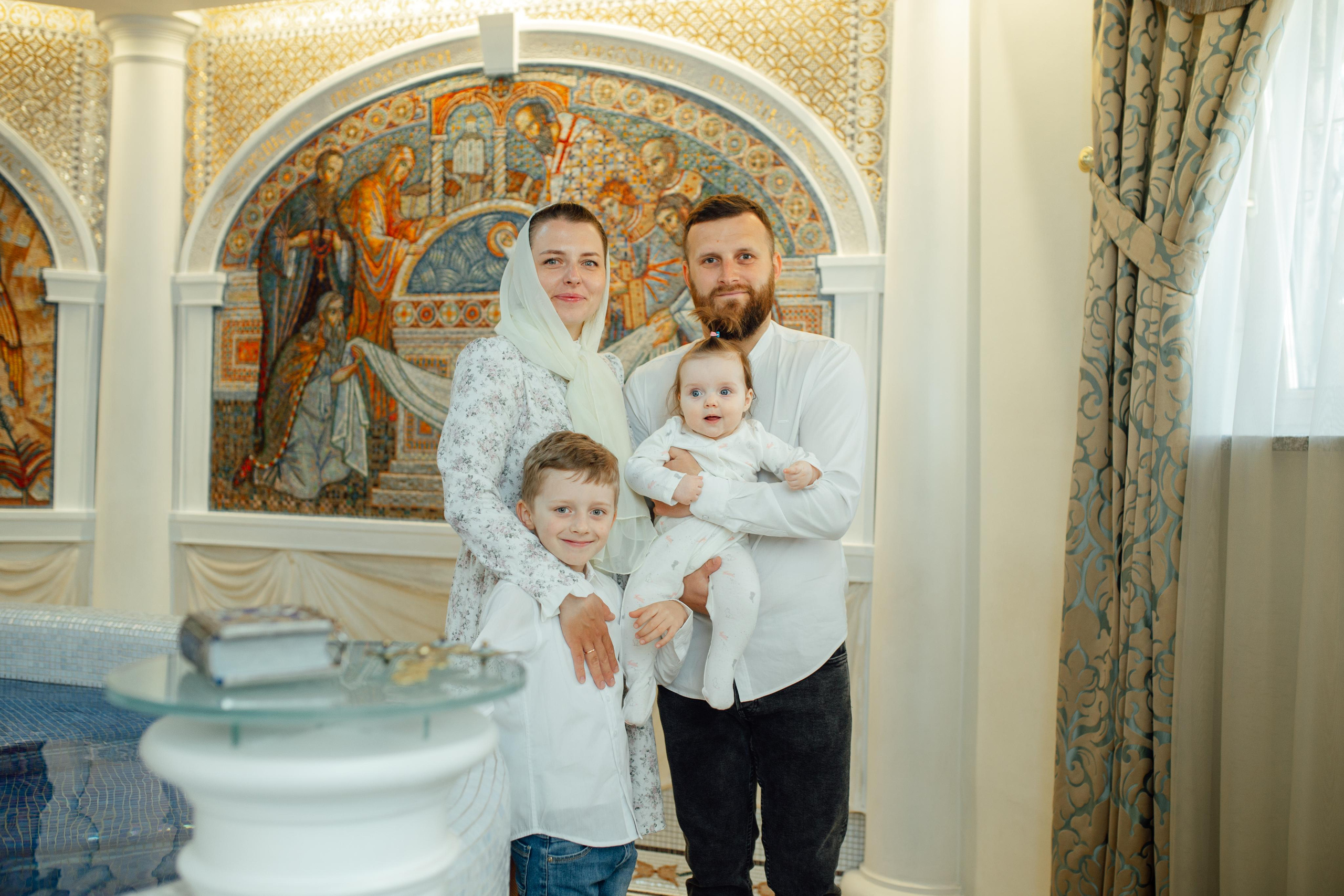 Таинство крещения Ксении, Храм Святой Живоначальной Троицы, Минск