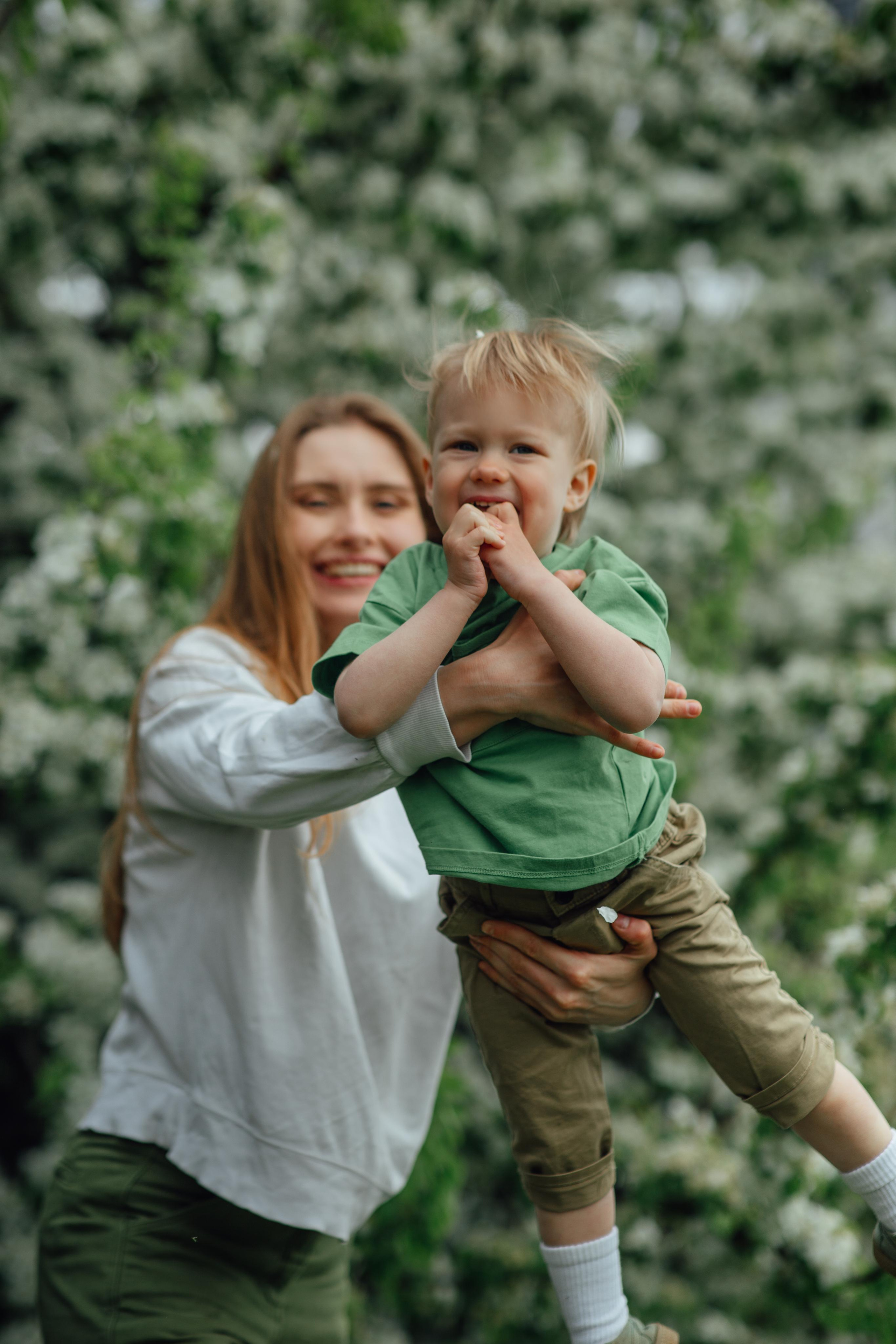 У пышного белого дерева, май 2022